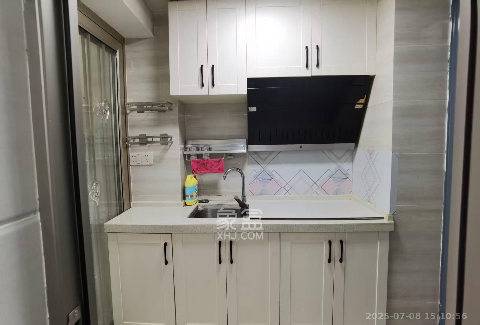 山与墅 1室1厅1卫 1400.0元/月 山与墅 1室1厅1卫 1400.0元/月室内图