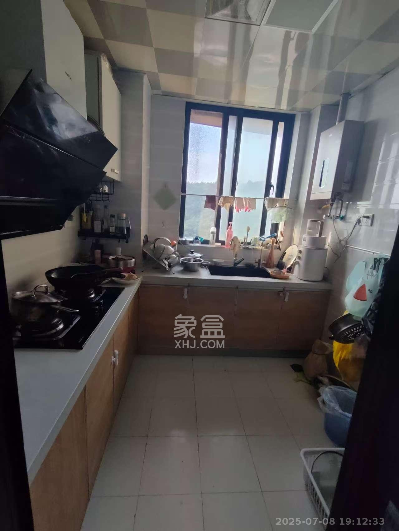 中建麓山和苑  2室1厅1卫   1600.00元/月室内图