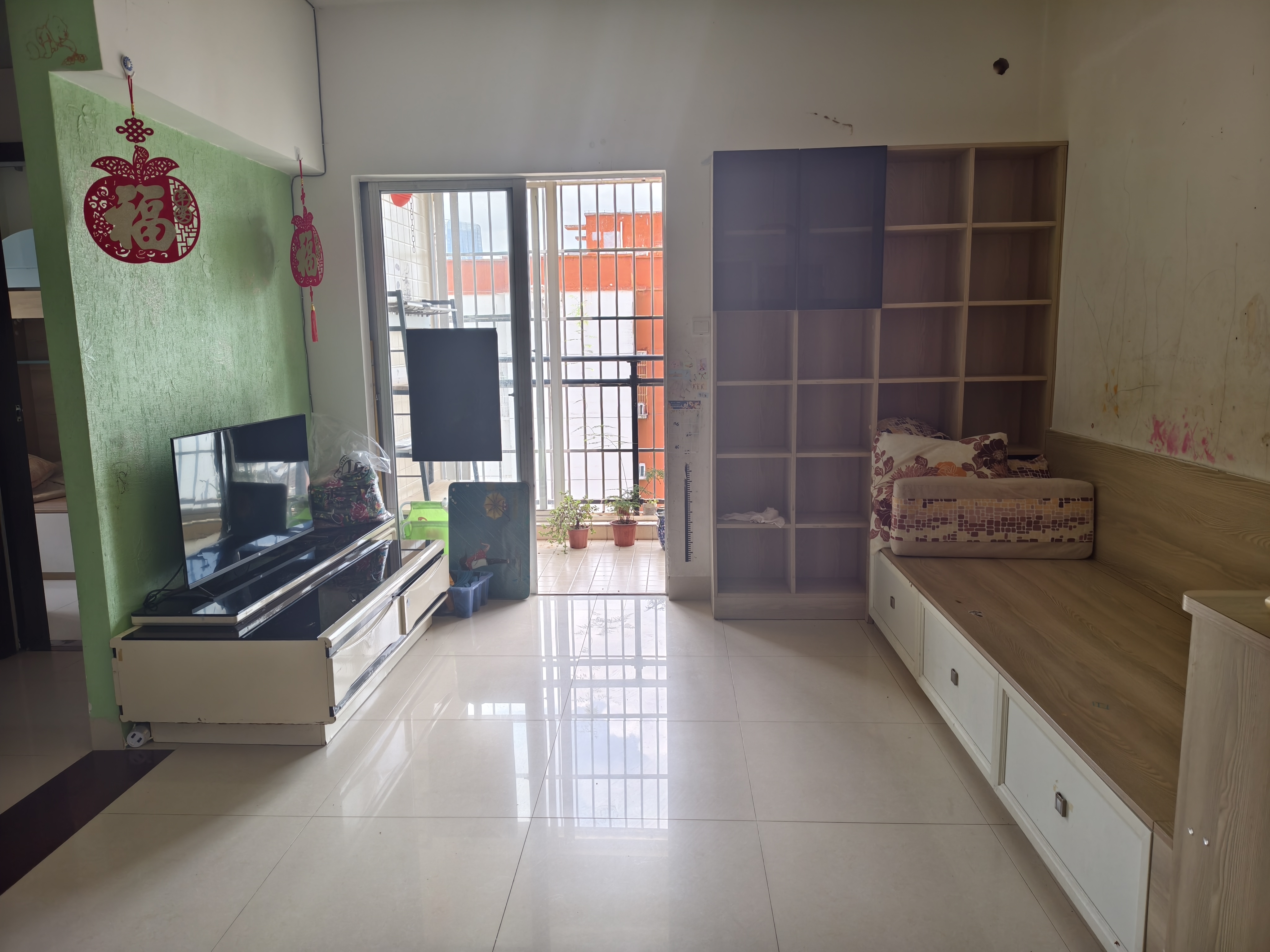 水滨花园一期  2室2厅1卫    1900.0元/月 水滨花园一期  2室2厅1卫    1900.0元/月