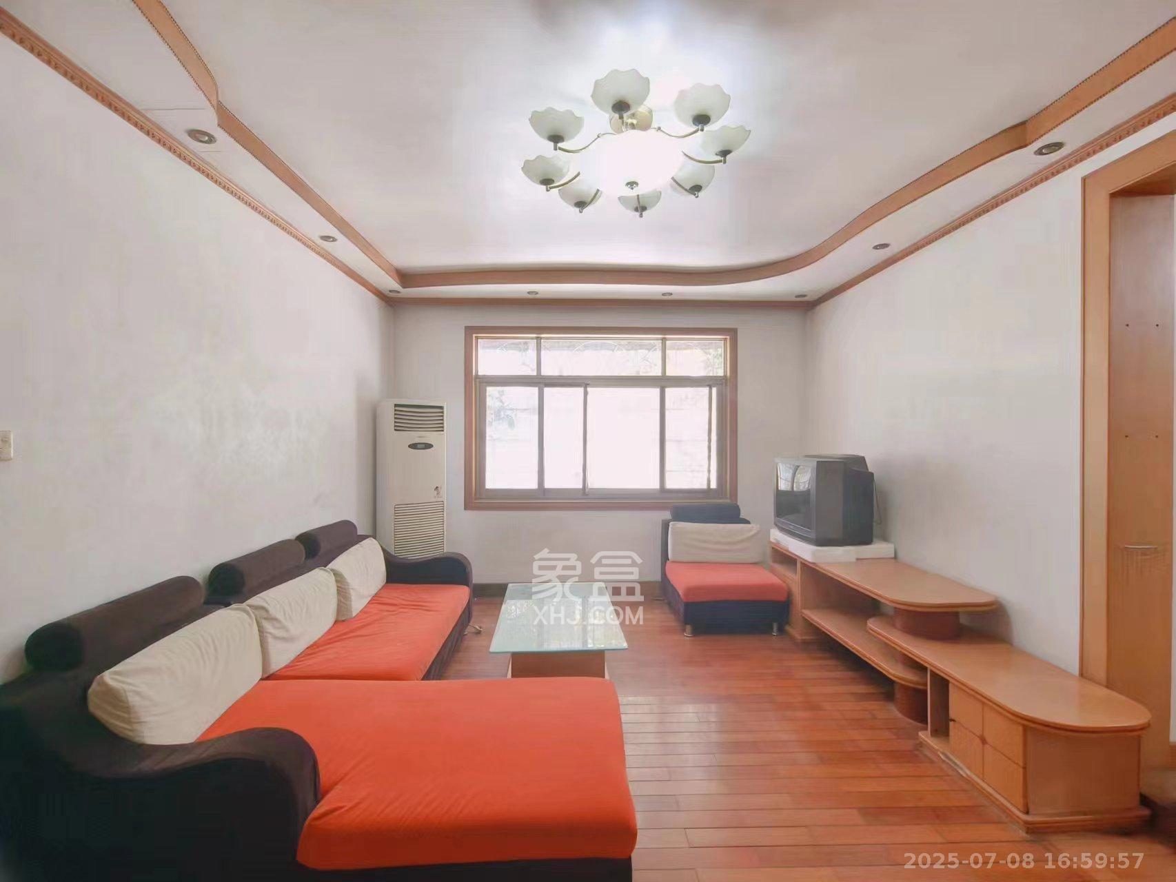 湘农桥社区 3室2厅1卫 2800.0元/月 湘农桥社区 3室2厅1卫 2800.0元/月室内图