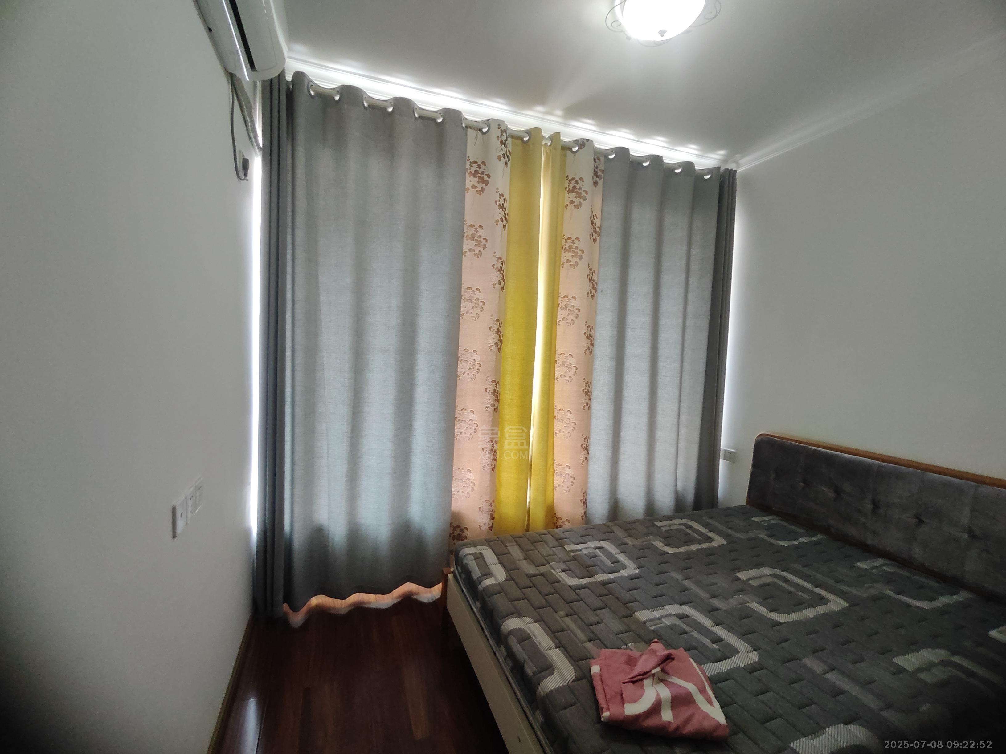 金轮翡翠名园 3室2厅2卫 2200.0元/月 金轮翡翠名园 3室2厅2卫 2200.0元/月室内图