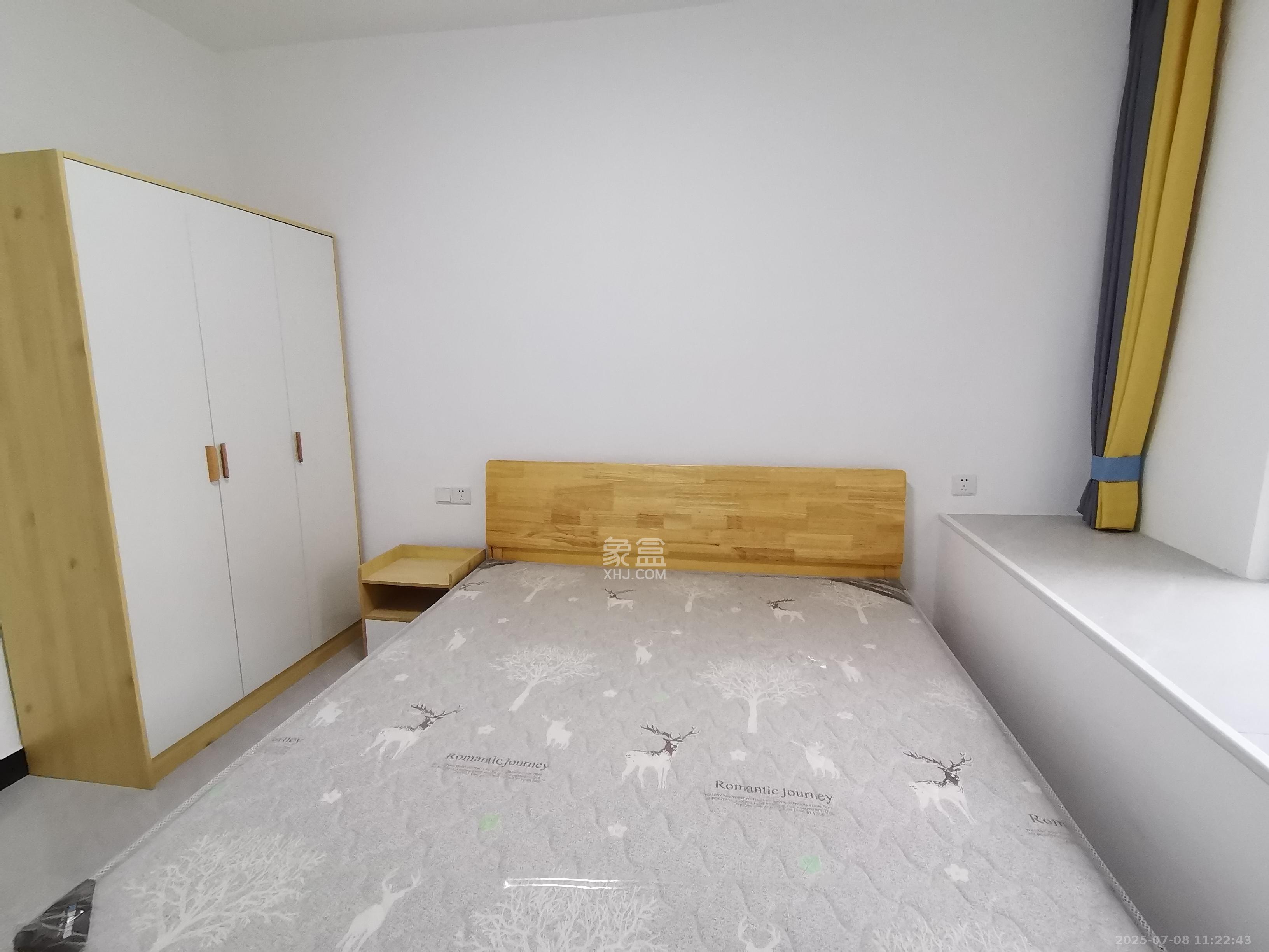 明发阅江悦府  3室2厅1卫   2300.00元/月室内图