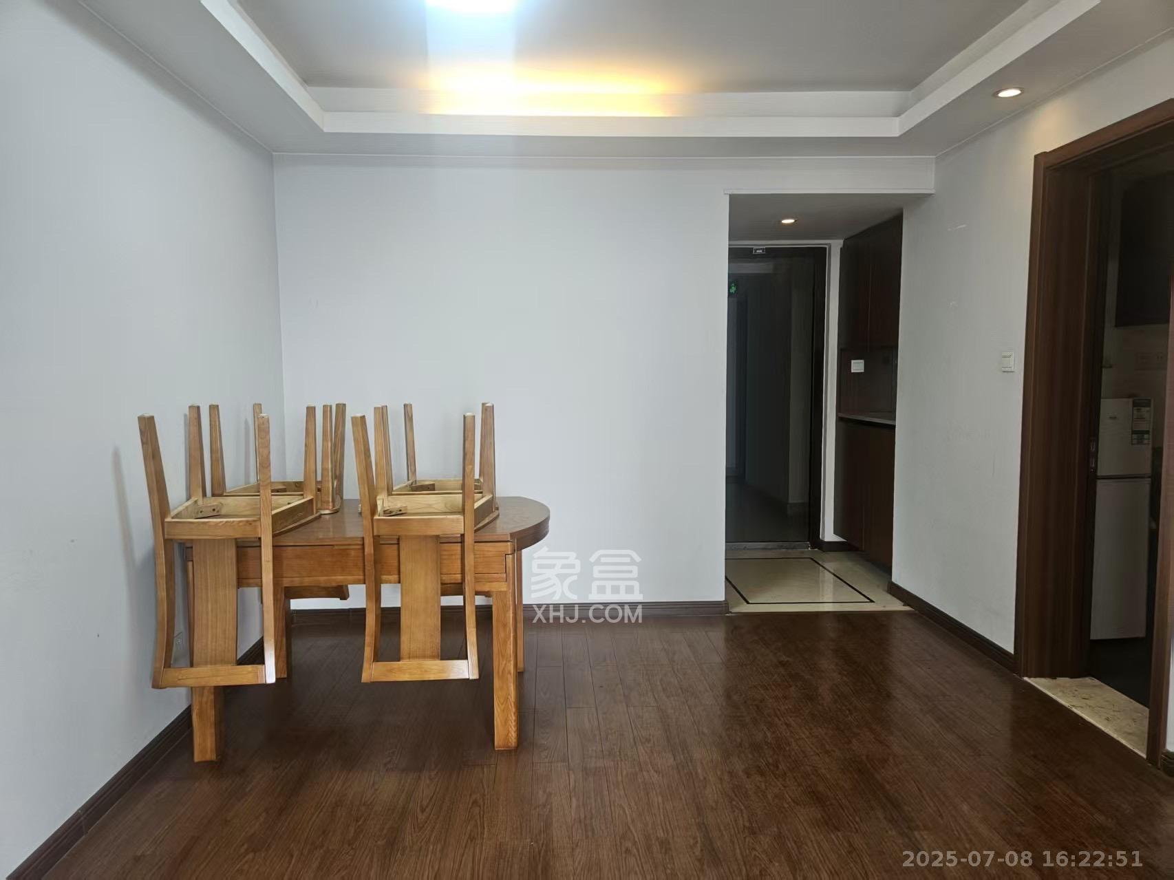 万科金域华府三四期  3室1厅1卫    2300.0元/月室内图