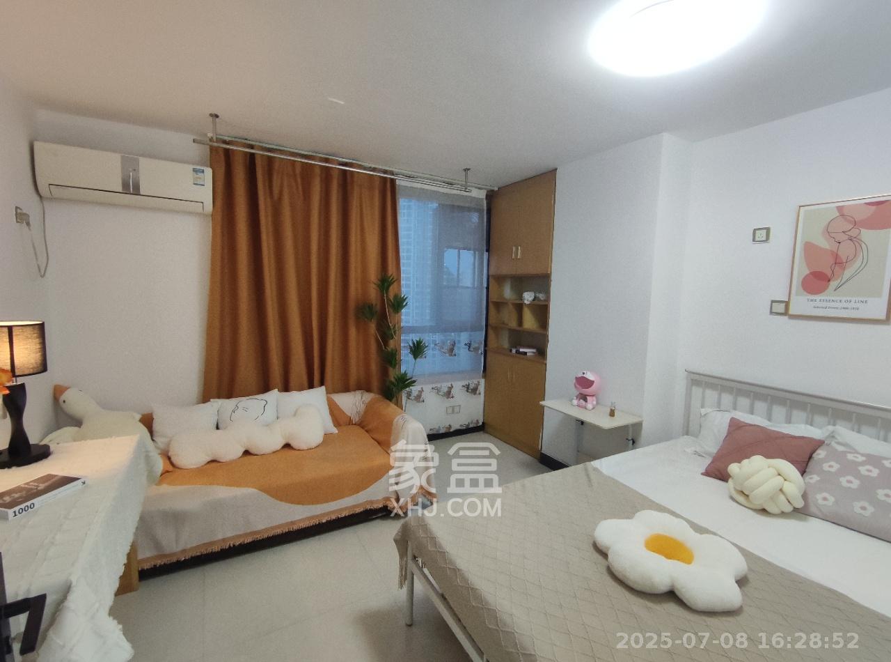 融圣国际 3室2厅2卫 3400.0元/月 融圣国际 3室2厅2卫 3400.0元/月室内图