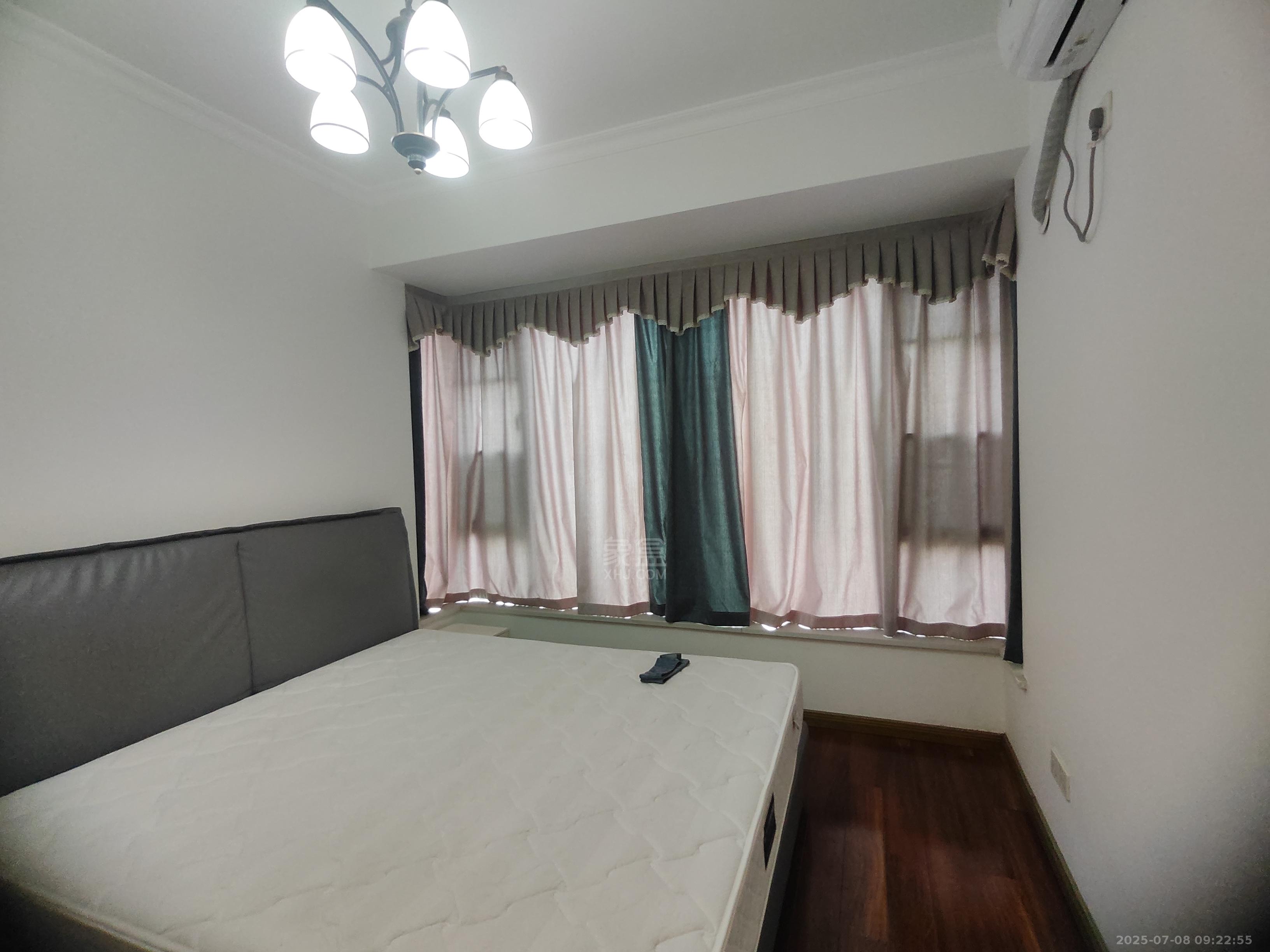 金轮翡翠名园 3室2厅2卫 2200.0元/月 金轮翡翠名园 3室2厅2卫 2200.0元/月室内图