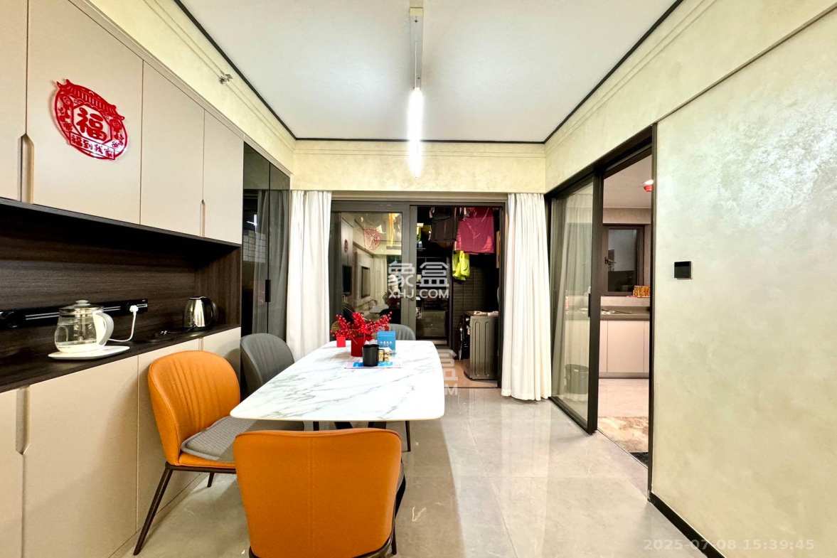 时代梅溪领峰  4室2厅2卫    4500.0元/月 时代梅溪领峰  4室2厅2卫    4500.0元/月室内图