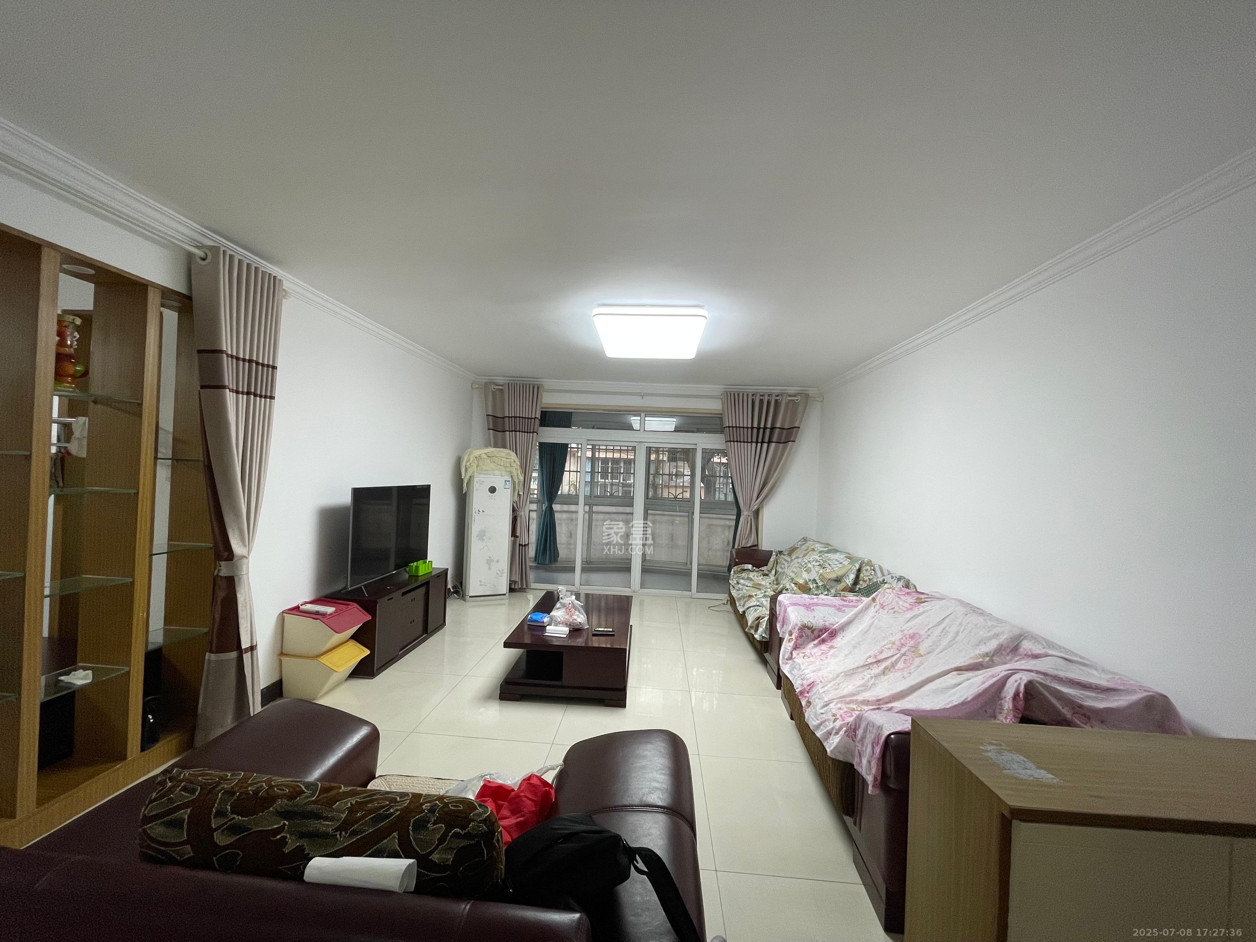 新点苑 3室2厅2卫 2800.0元/月 新点苑 3室2厅2卫 2800.0元/月室内图