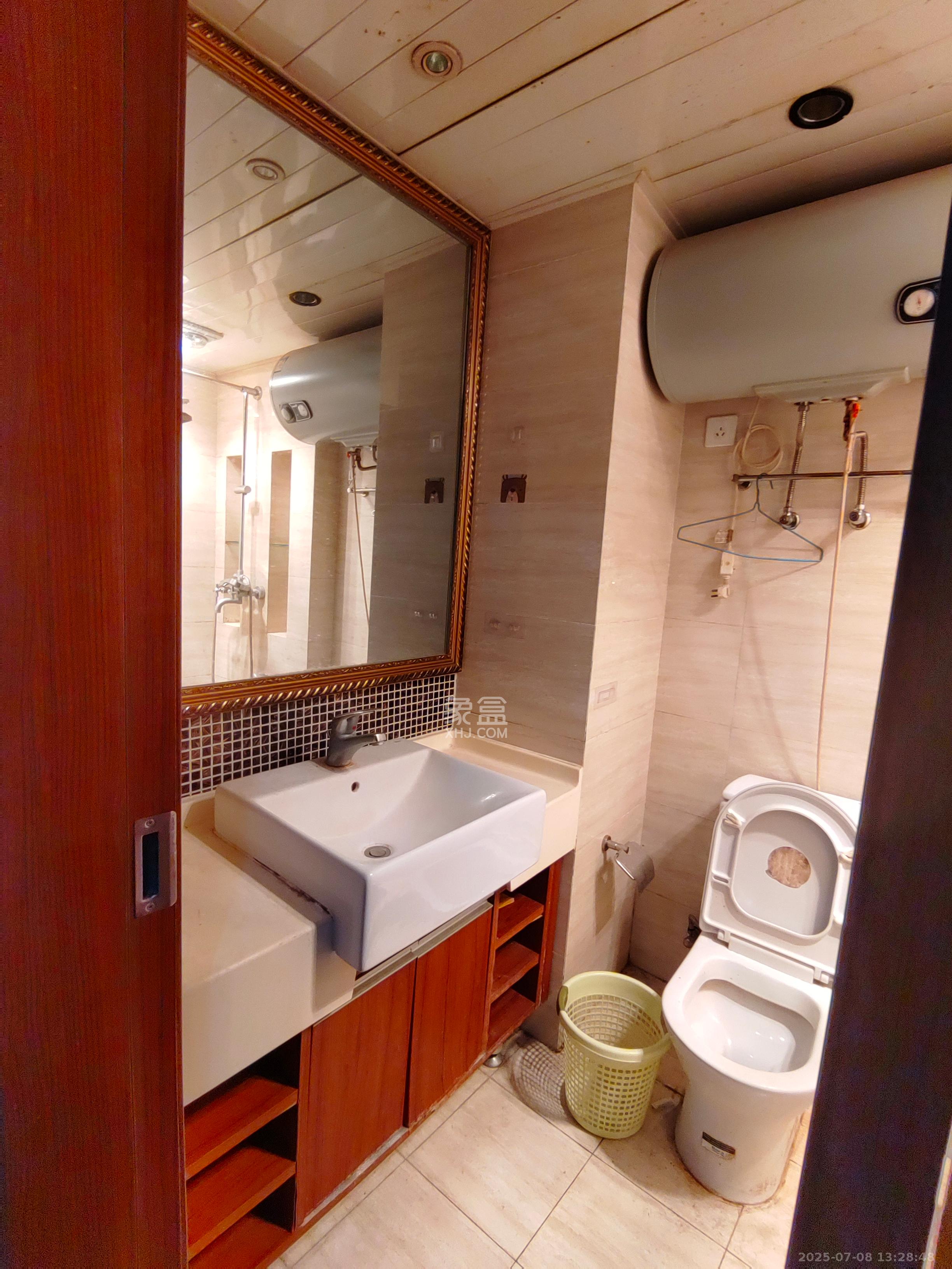 香樟兰亭(朗峰苑) 1室0厅1卫 1200.0元/月 香樟兰亭(朗峰苑) 1室0厅1卫 1200.0元/月室内图