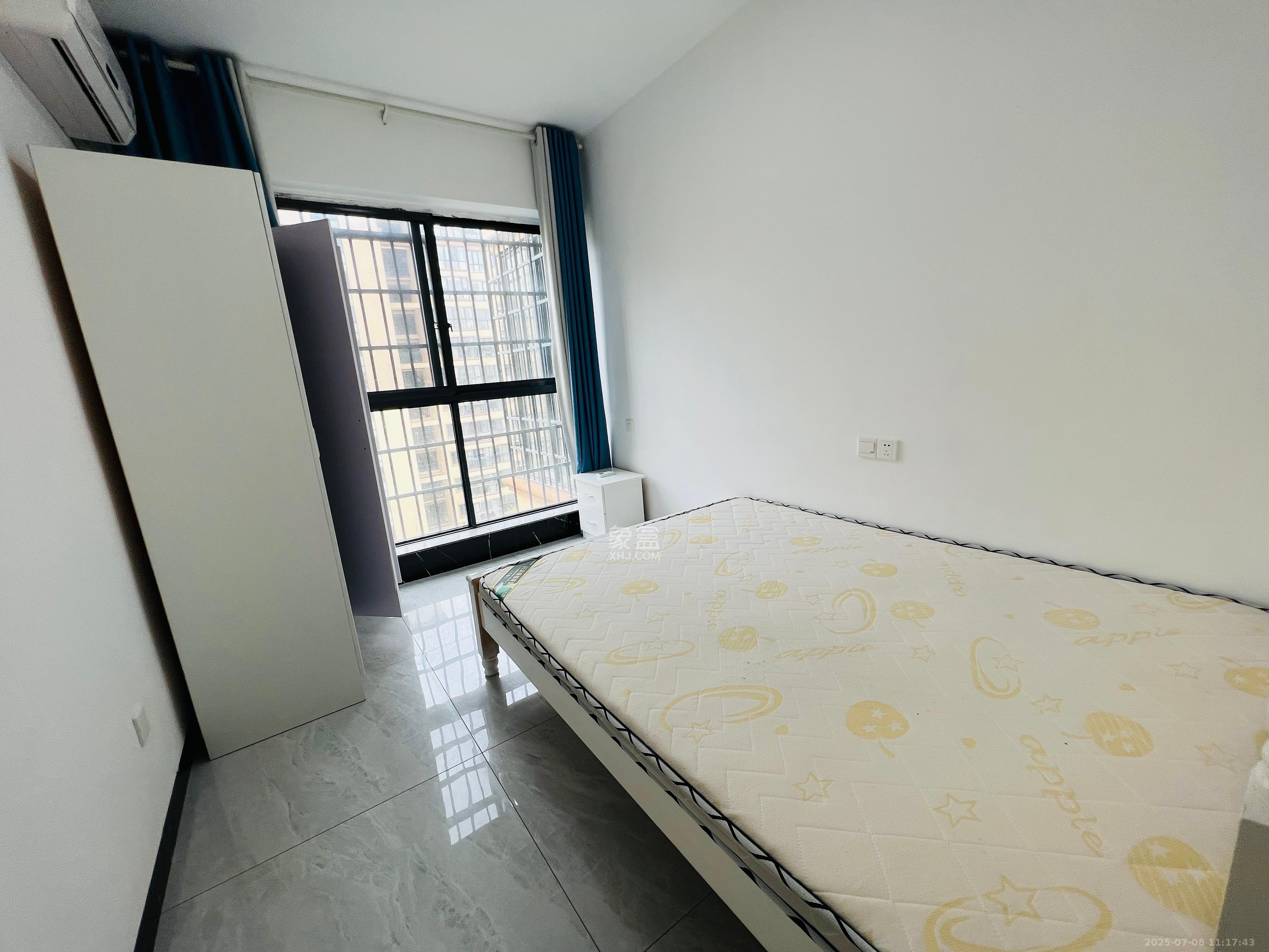 中建芙蓉嘉苑  3室2厅2卫   2500.00元/月室内图