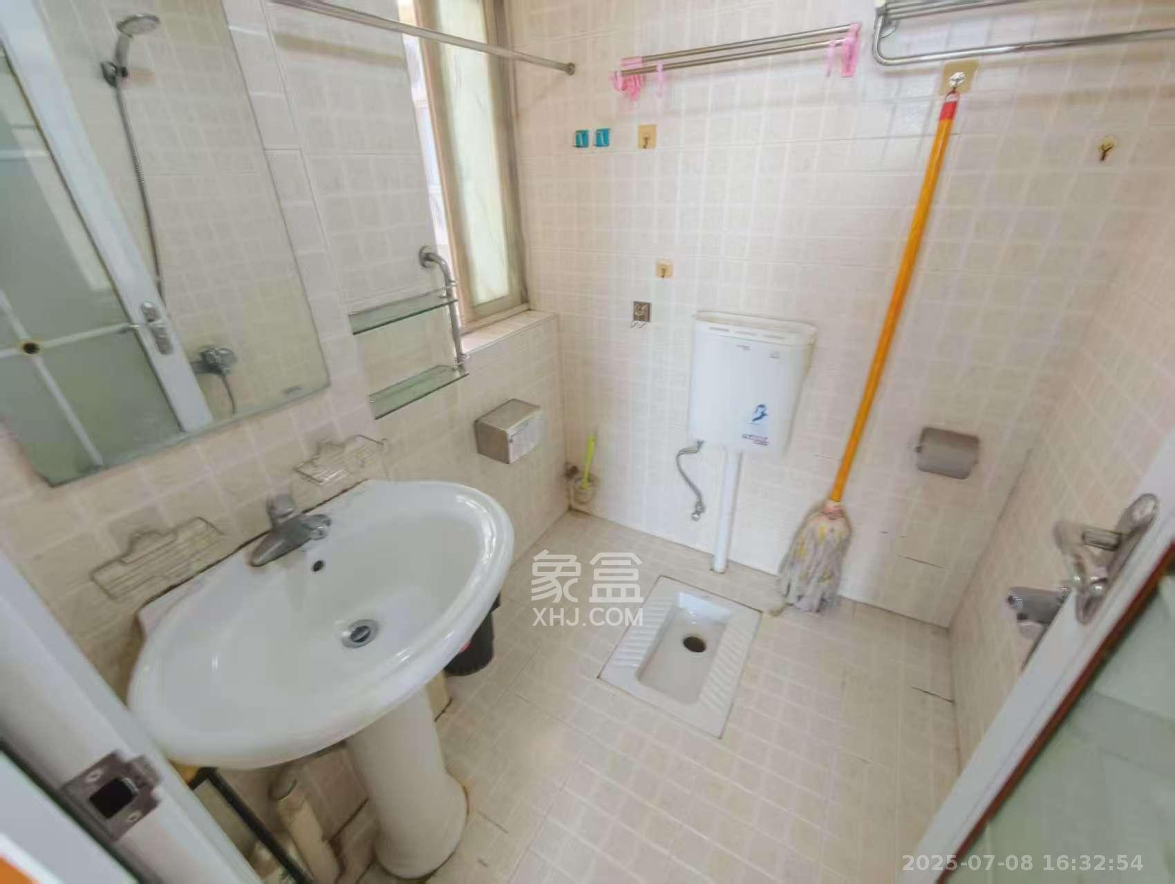 景泰雅苑（景江融城）  2室1厅1卫   2800.00元/月