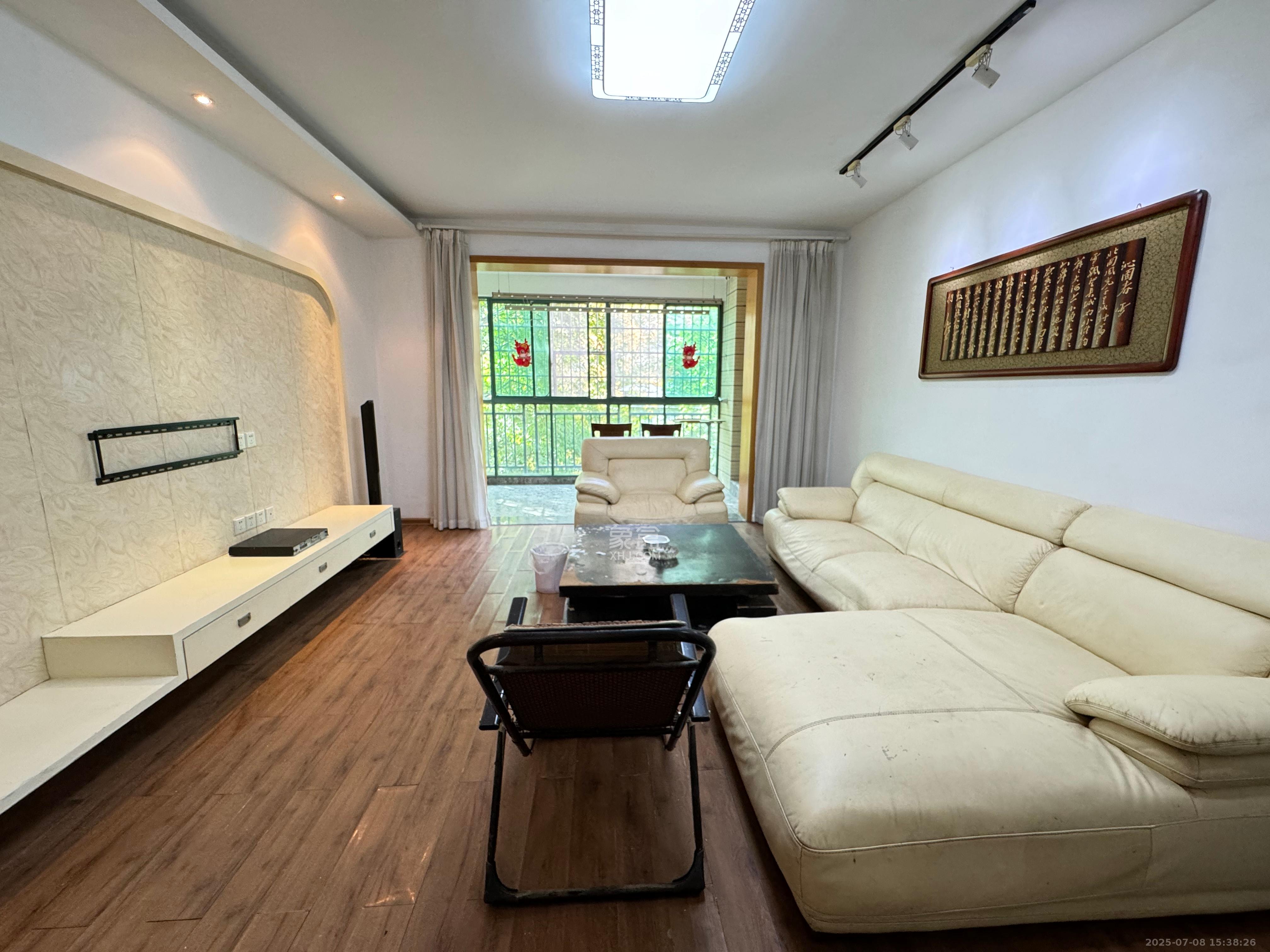 柠檬丽都 4室2厅1卫 2700.0元/月 柠檬丽都 4室2厅1卫 2700.0元/月室内图