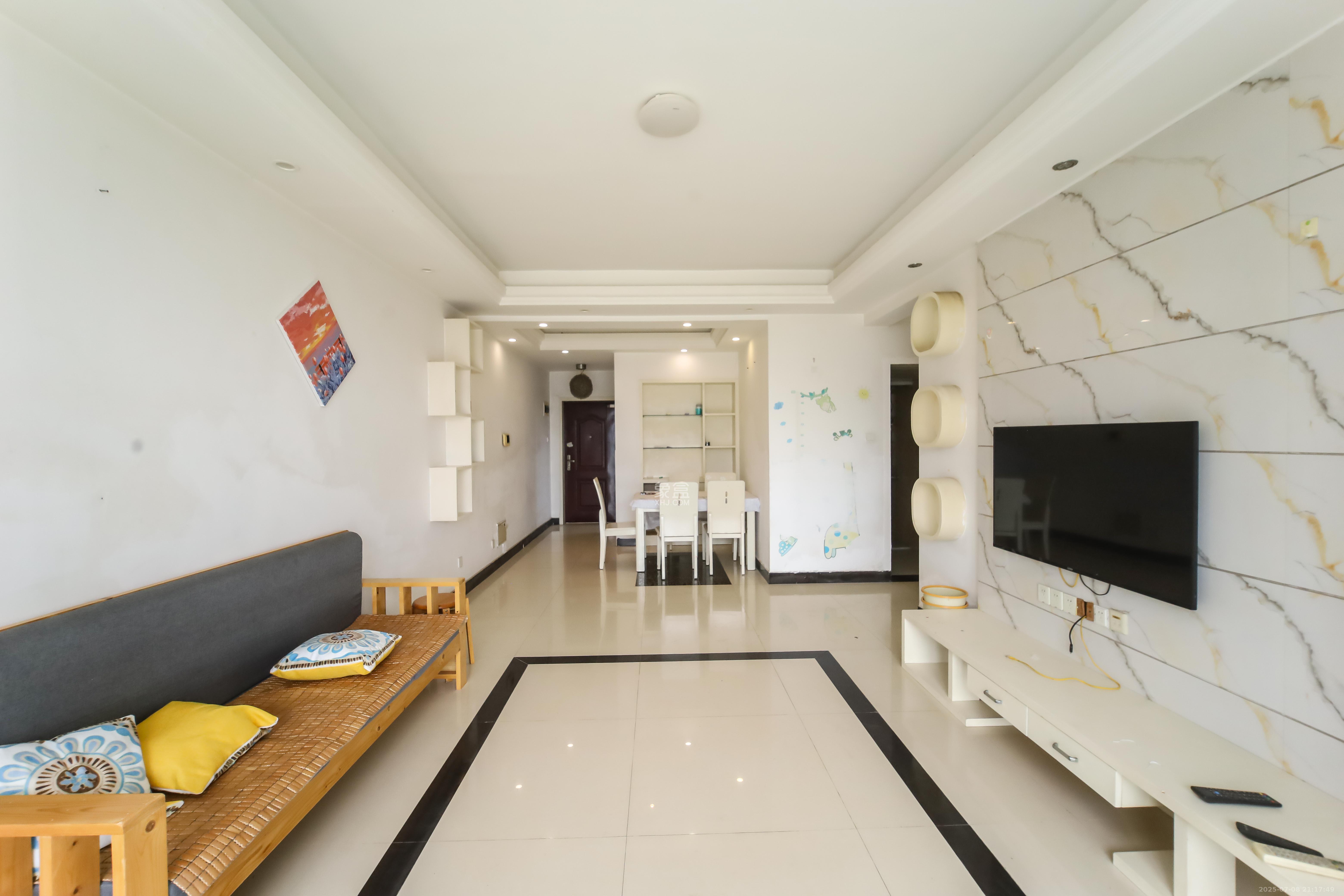 江河双水湾 3室2厅1卫 76.0万 江河双水湾 3室2厅1卫 76.0万客厅