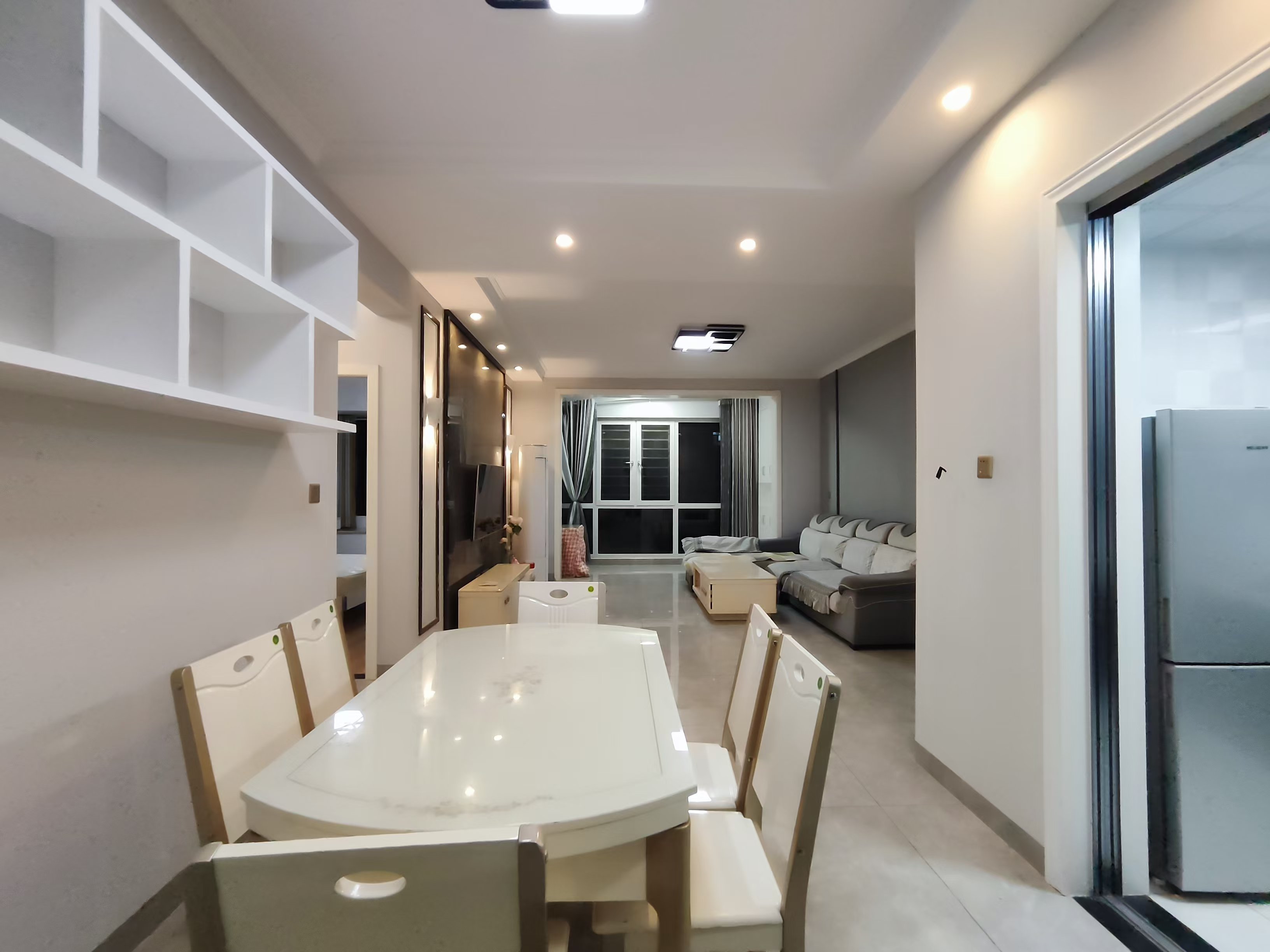 百弘学府城 3室2厅2卫 2000.0元/月 百弘学府城 3室2厅2卫 2000.0元/月室内图