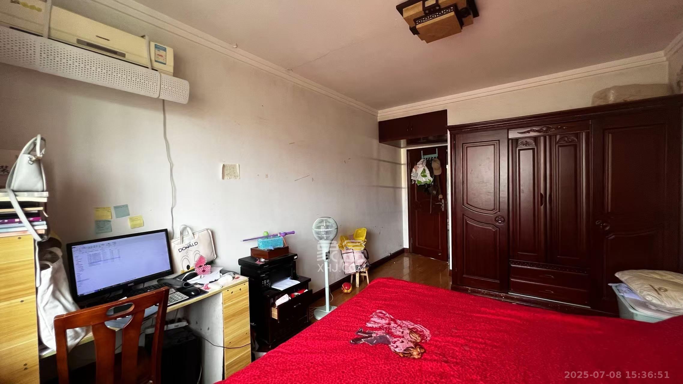 德馨园 3室2厅2卫 1700.0元/月 德馨园 3室2厅2卫 1700.0元/月室内图