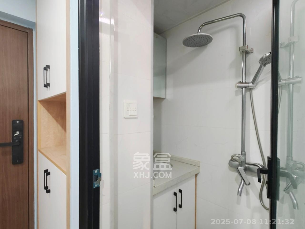 保利香槟国际  1室1厅1卫   1300.00元/月室内图