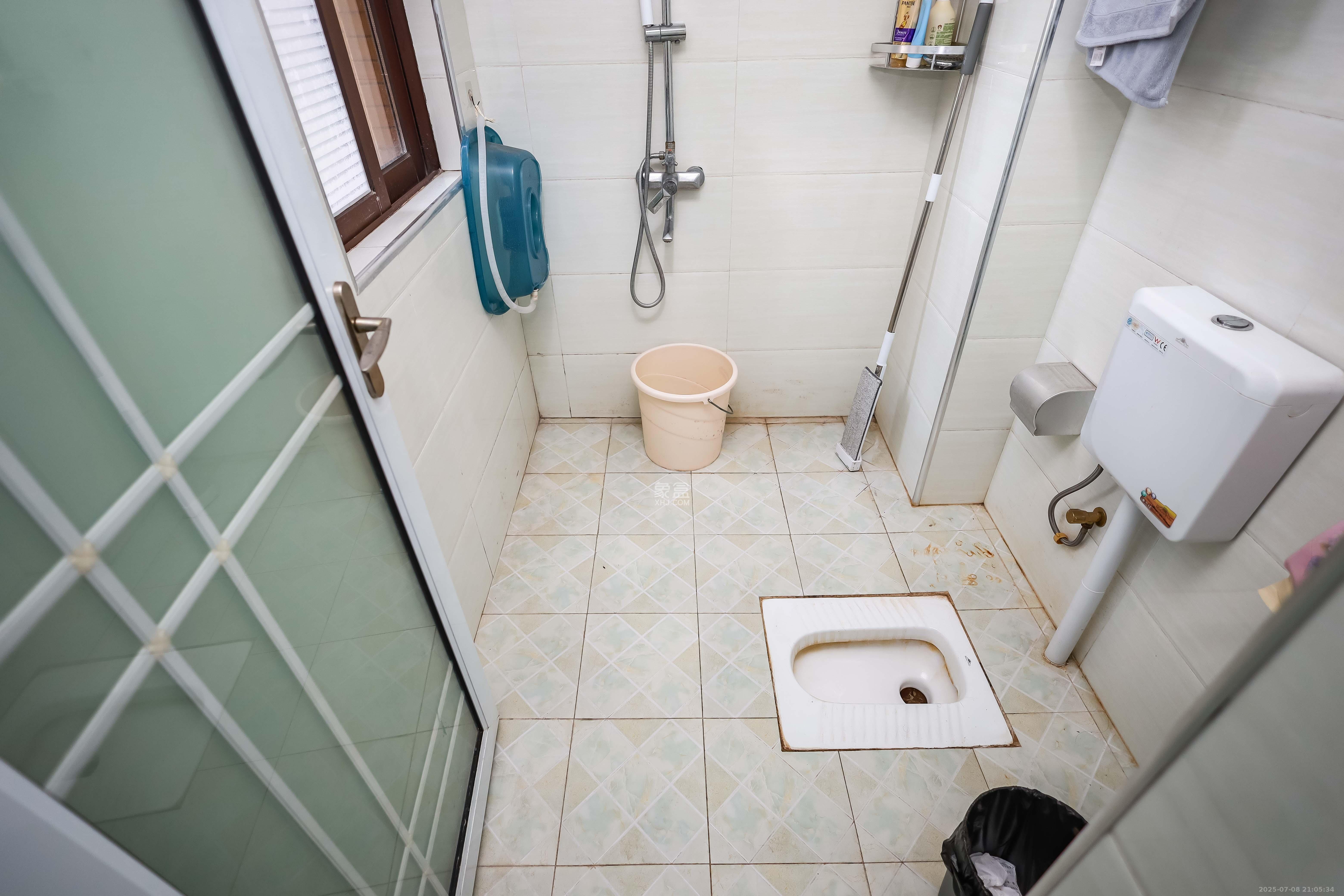 盛景谷山里 2室2厅1卫 75.0万 盛景谷山里 2室2厅1卫 75.0万卫生间