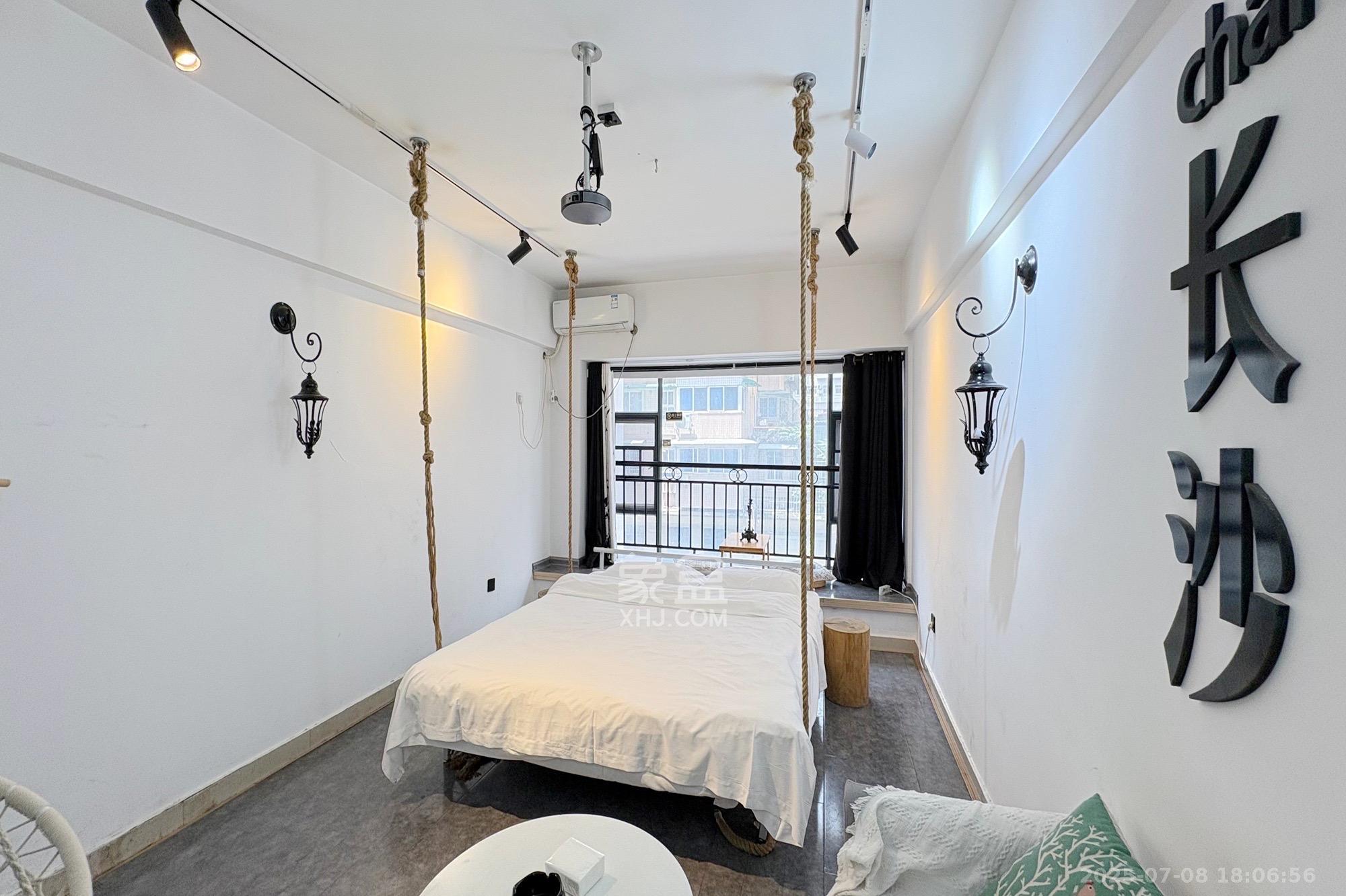 蚂蚁工房  1室1厅1卫    1800.0元/月室内图