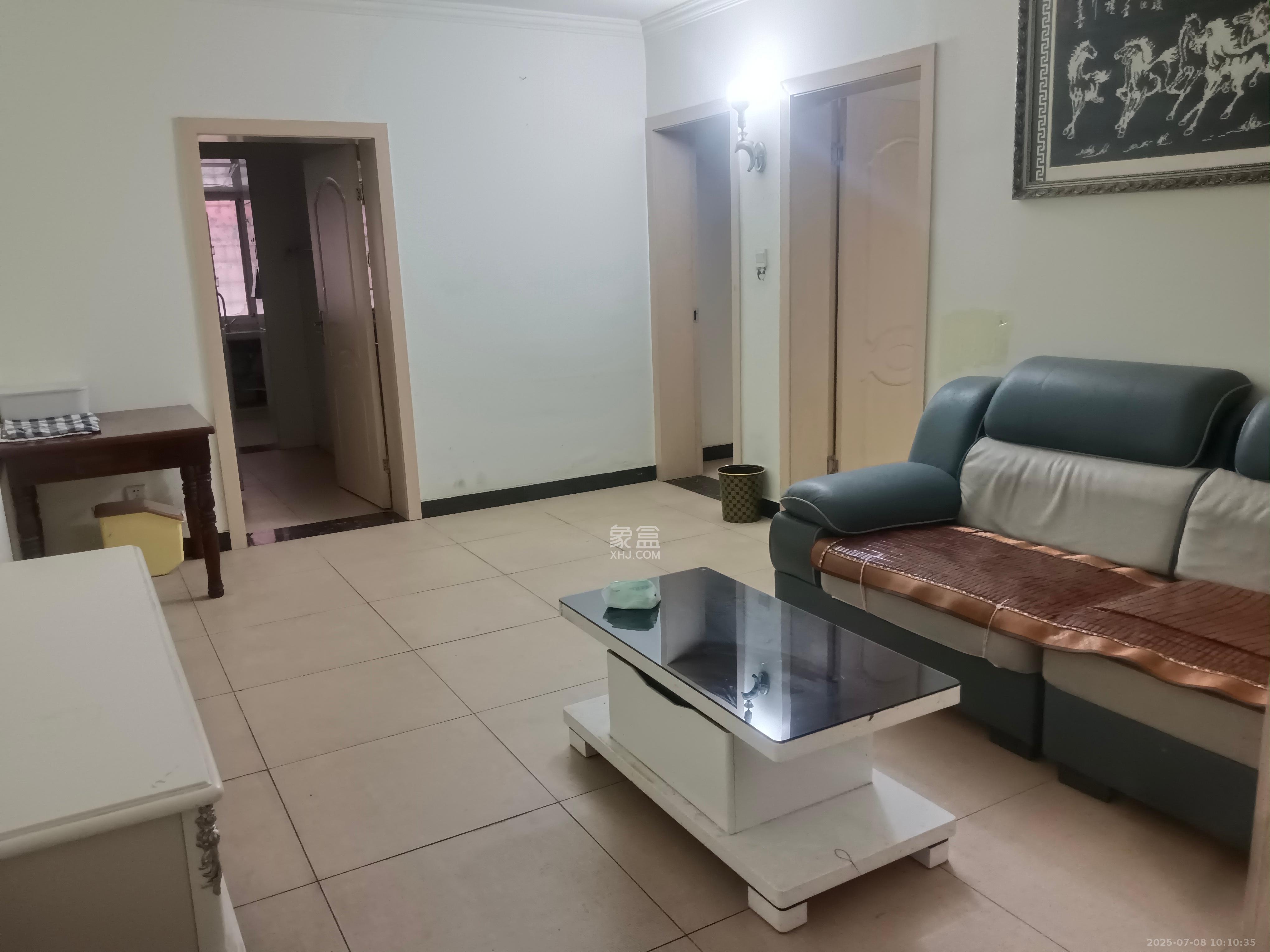 民政局宿舍  2室1厅1卫    1600.0元/月 民政局宿舍  2室1厅1卫    1600.0元/月室内图