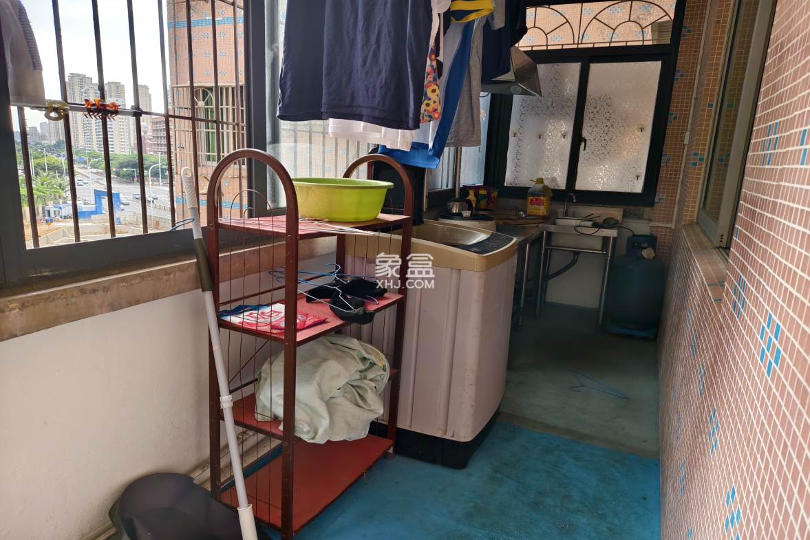 宇盛小区 2室1厅1卫 1300.0元/月 宇盛小区 2室1厅1卫 1300.0元/月室内图