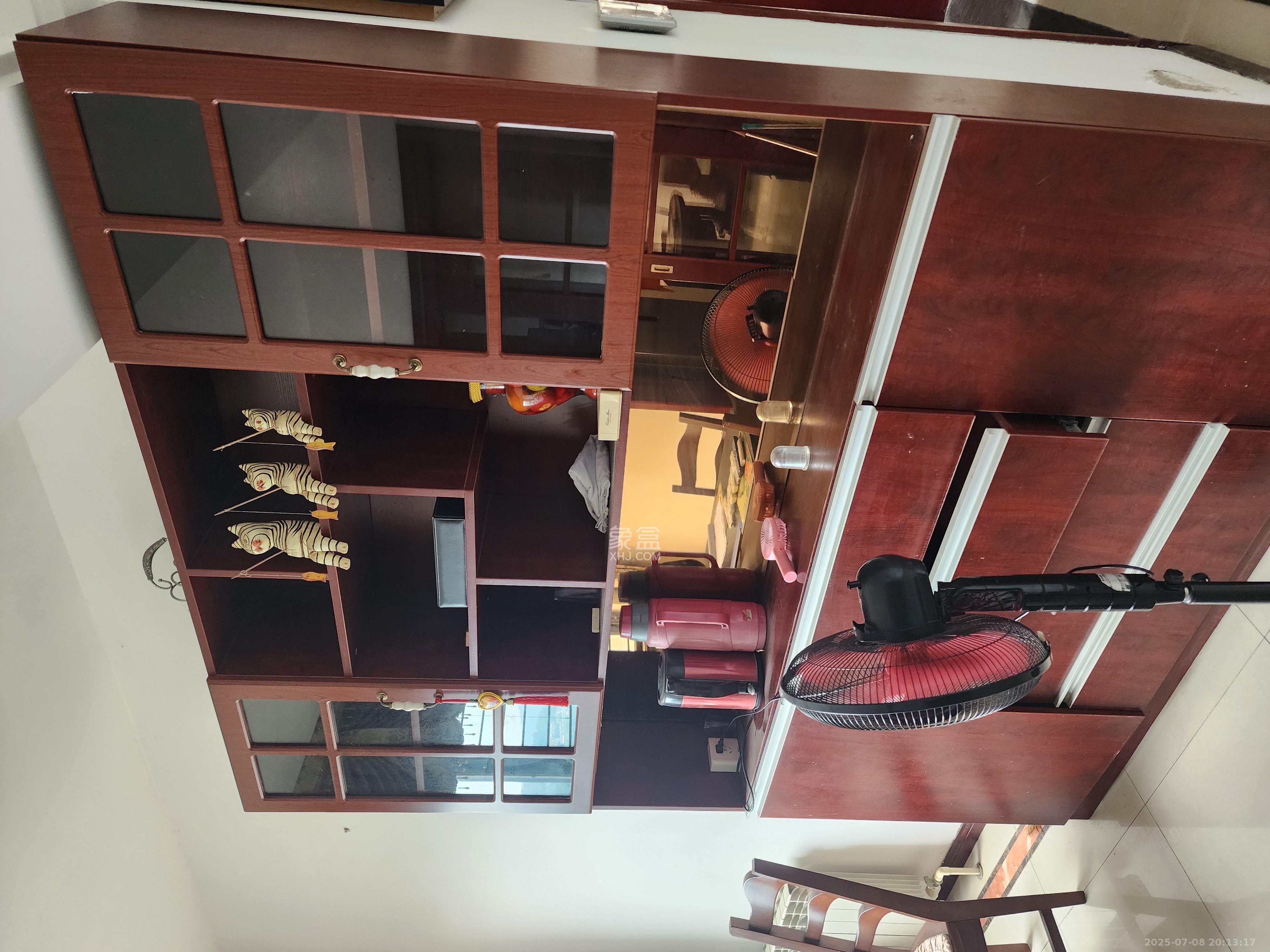 中海国际二期 4室2厅2卫 2500.0元/月 中海国际二期 4室2厅2卫 2500.0元/月室内图