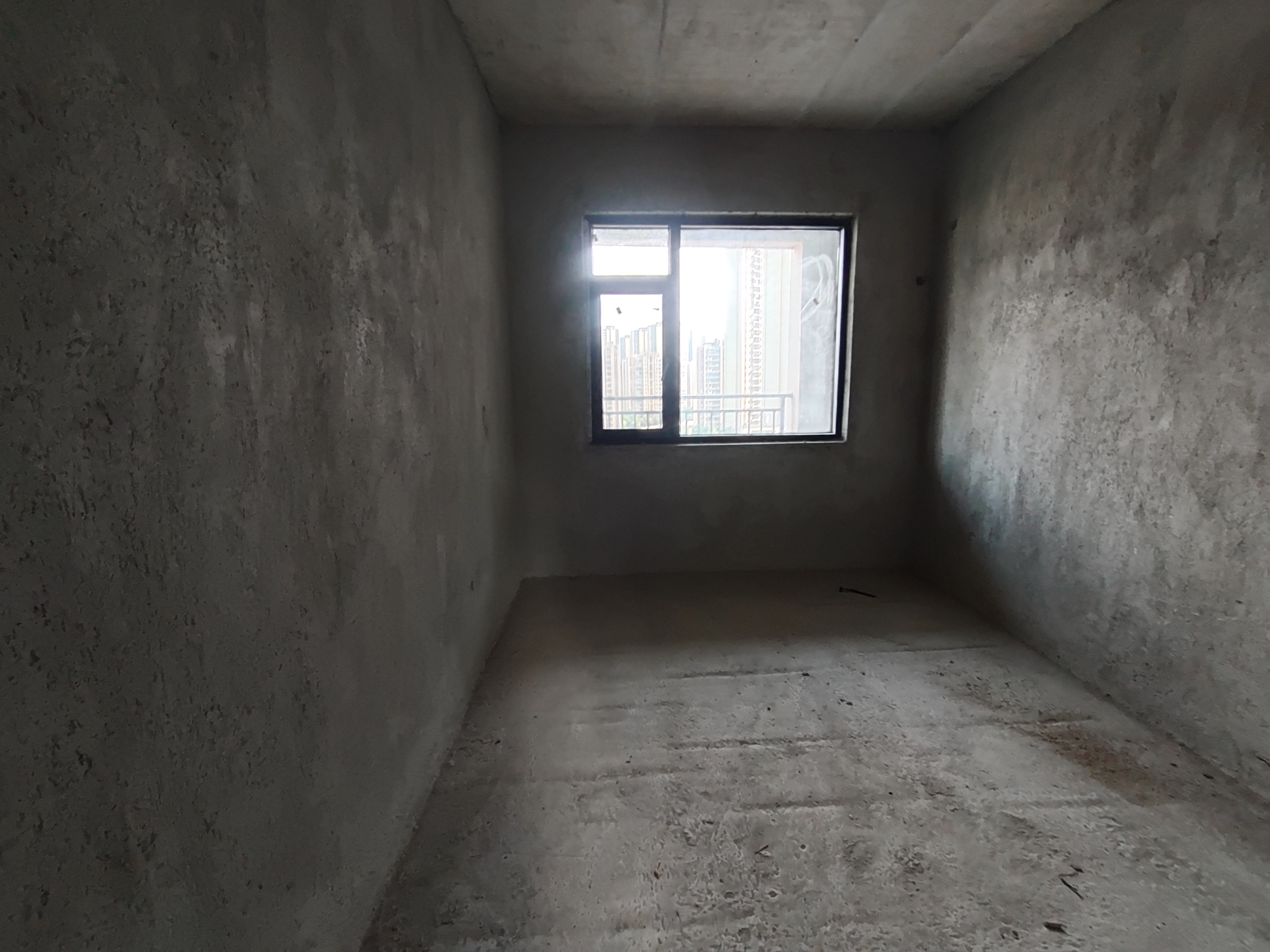 德馨苑 4室2厅2卫 76.8万 德馨苑 4室2厅2卫 76.8万客厅