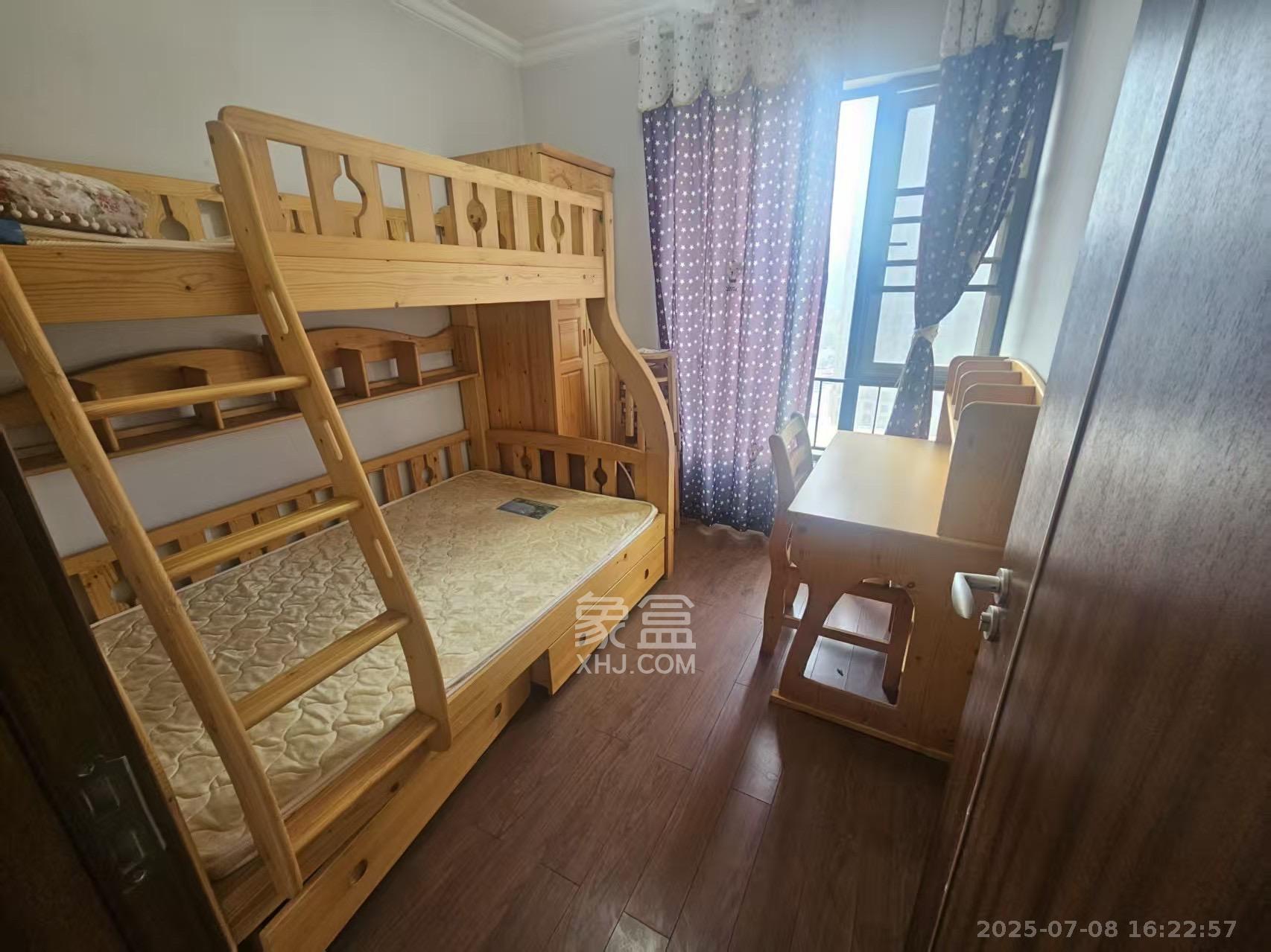 万科金域华府三四期  3室1厅1卫    2300.0元/月室内图