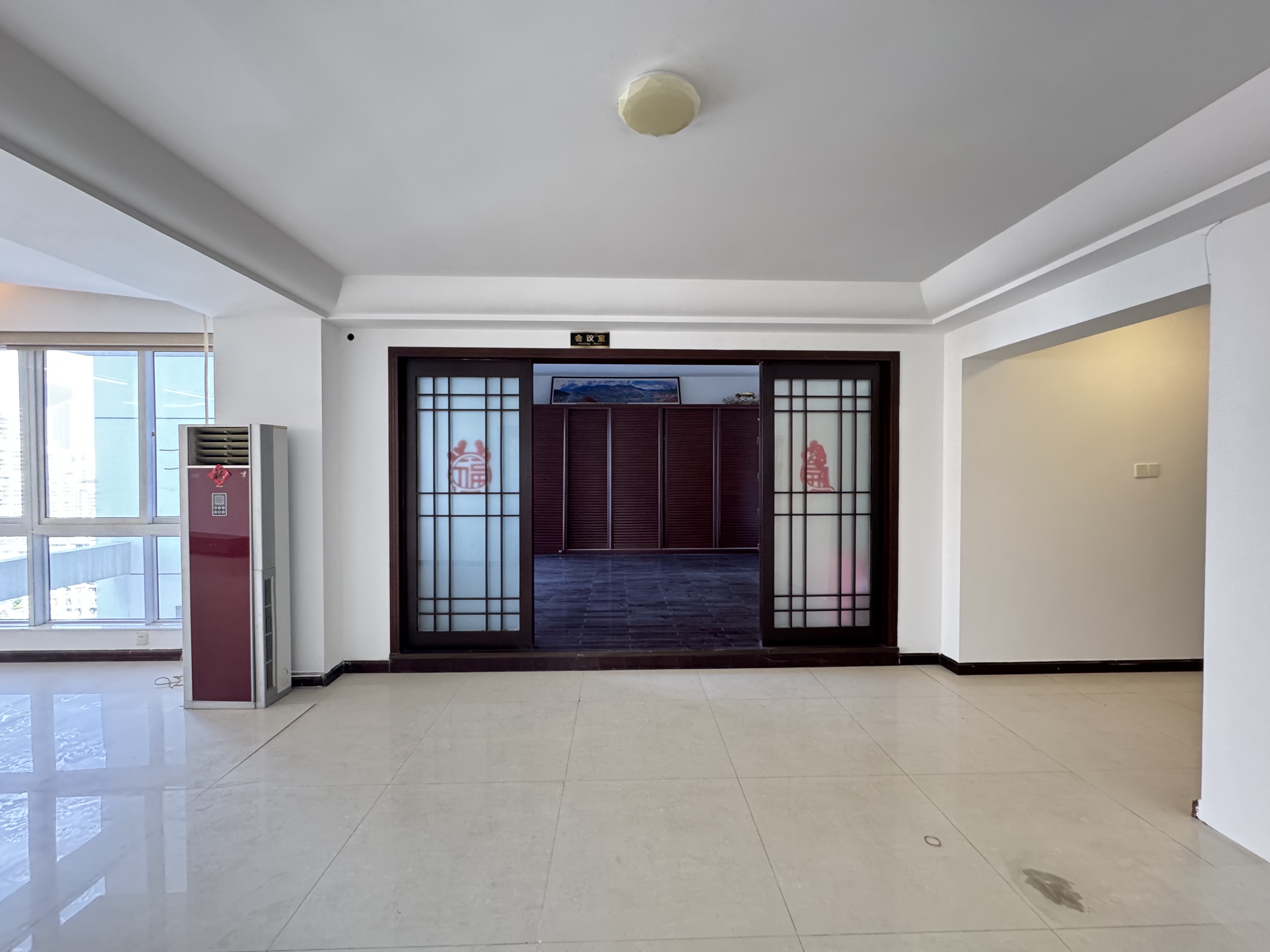 美银大厦 3室2厅2卫 8100.0元/月 美银大厦 3室2厅2卫 8100.0元/月室内图