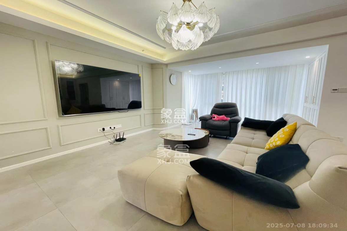 北辰三角洲E7区  4室2厅2卫    6800.0元/月 北辰三角洲E7区  4室2厅2卫    6800.0元/月室内图1