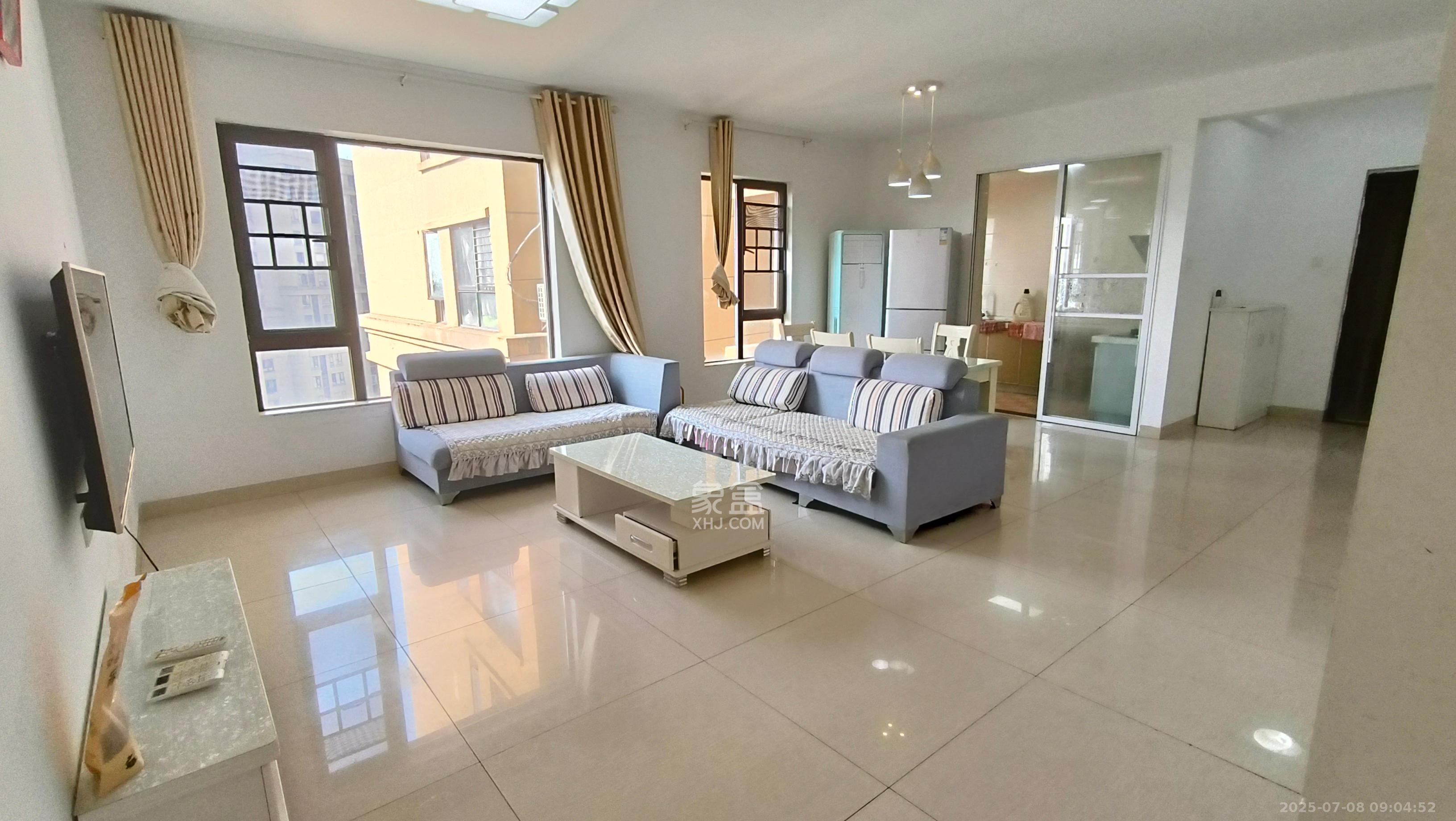 华润橡树湾  3室2厅2卫    2200.0元/月 华润橡树湾  3室2厅2卫    2200.0元/月室内图