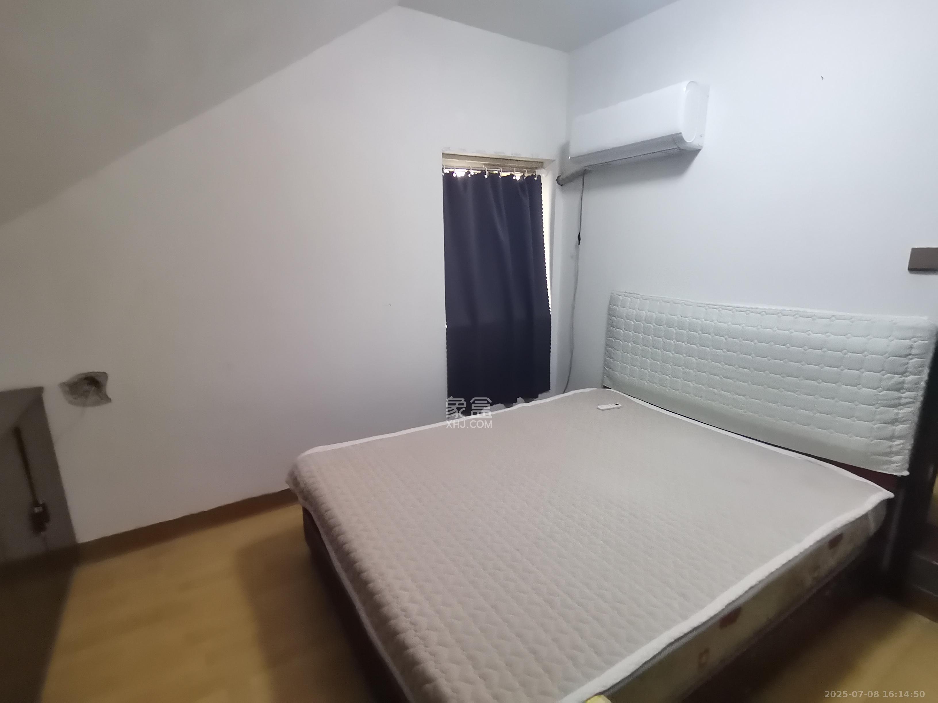 佳润新城(佳润新都)  2室1厅1卫    1600.0元/月 佳润新城(佳润新都)  2室1厅1卫    1600.0元/月室内图