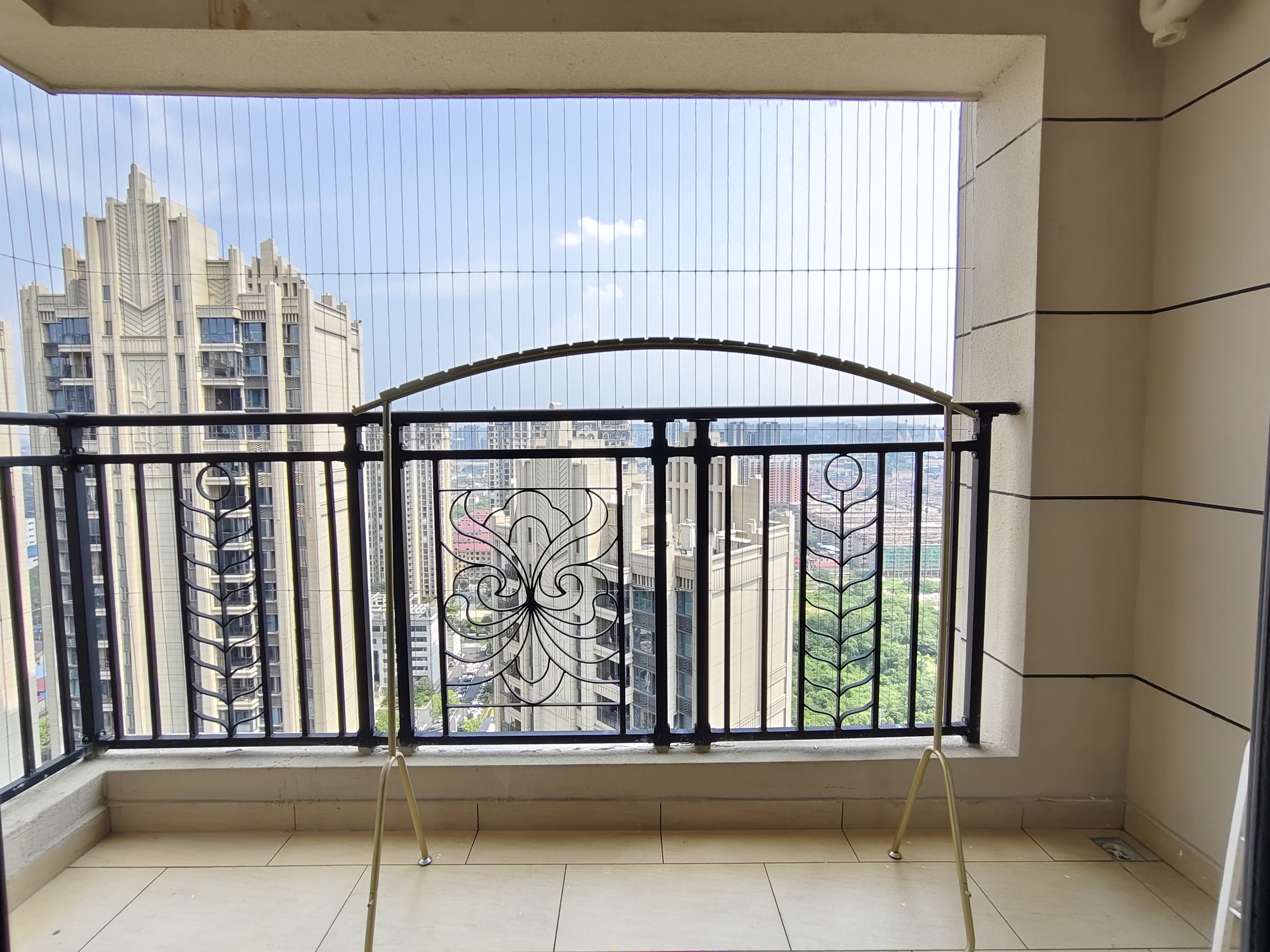 恒大名都 2室2厅1卫 1600.0元/月 恒大名都 2室2厅1卫 1600.0元/月室内图