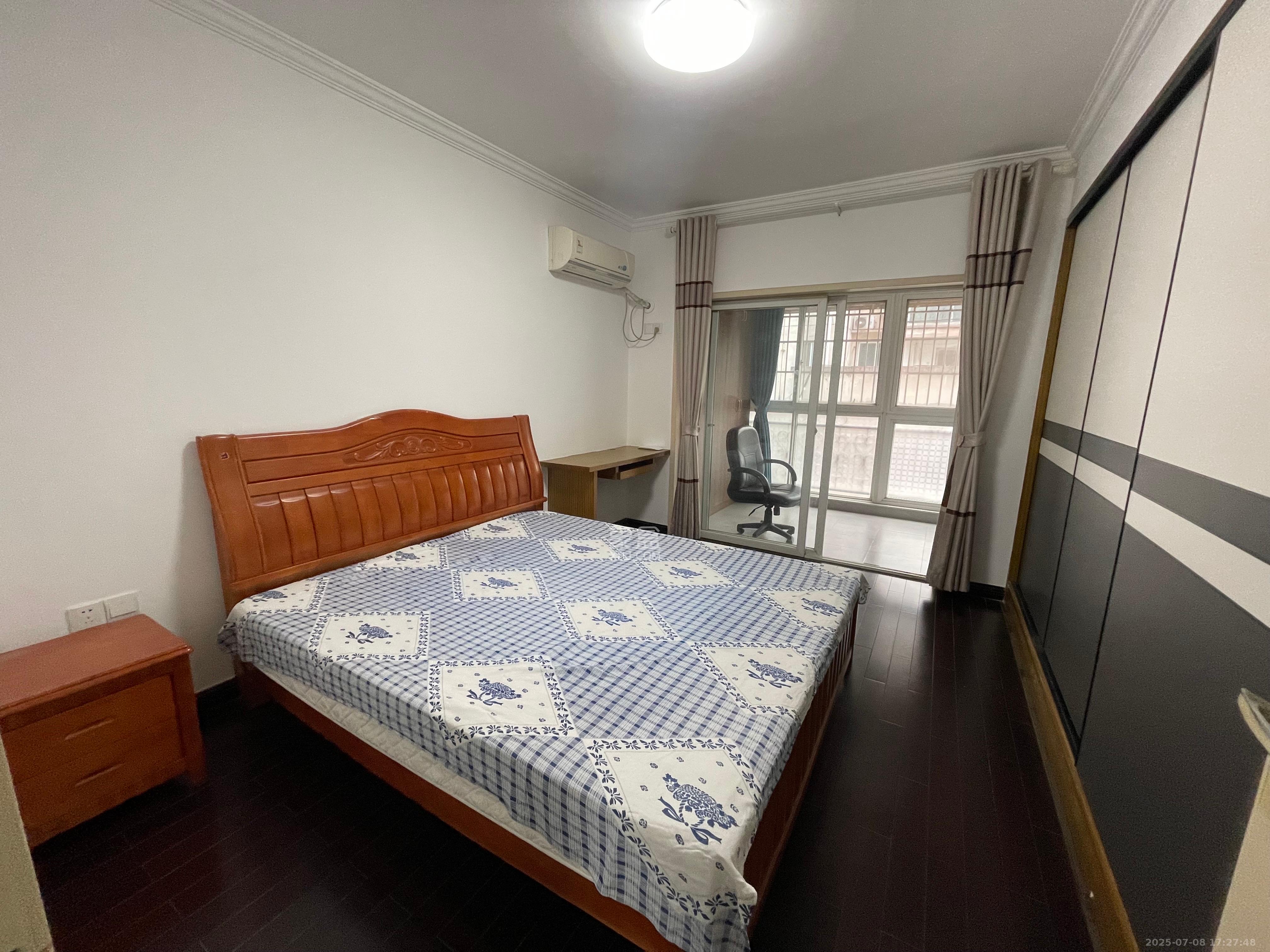 新点苑 3室2厅2卫 2800.0元/月 新点苑 3室2厅2卫 2800.0元/月室内图