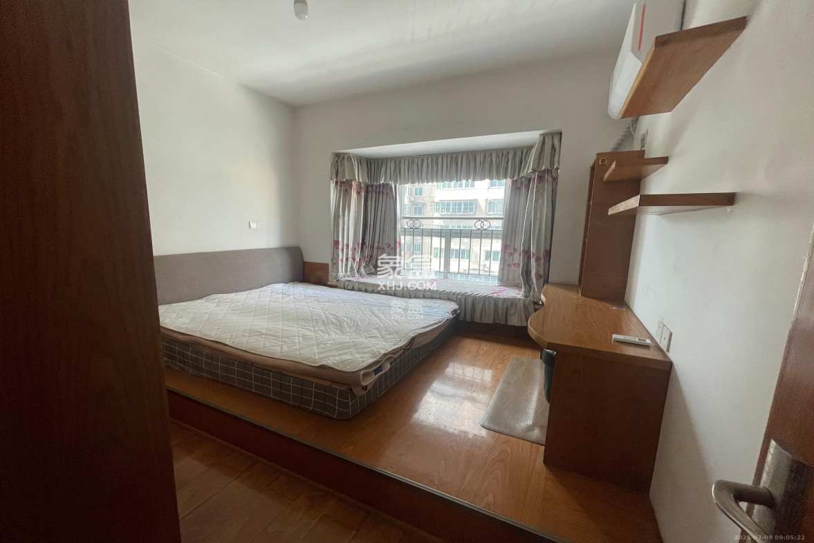 宏泽佳园 3室1厅1卫 3500.0元/月 宏泽佳园 3室1厅1卫 3500.0元/月室内图