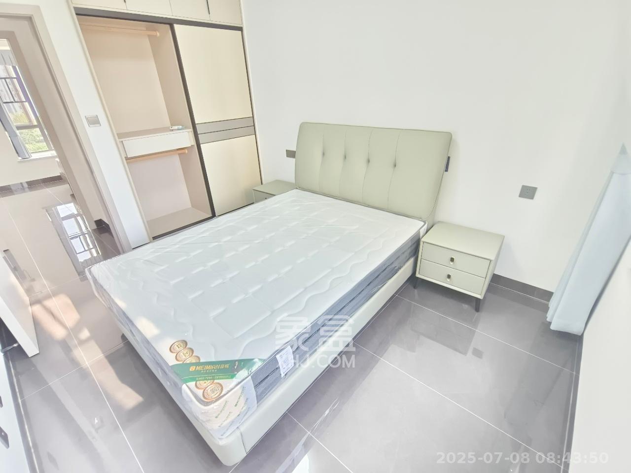 金南家园三期  3室1厅1卫    2400.0元/月室内图