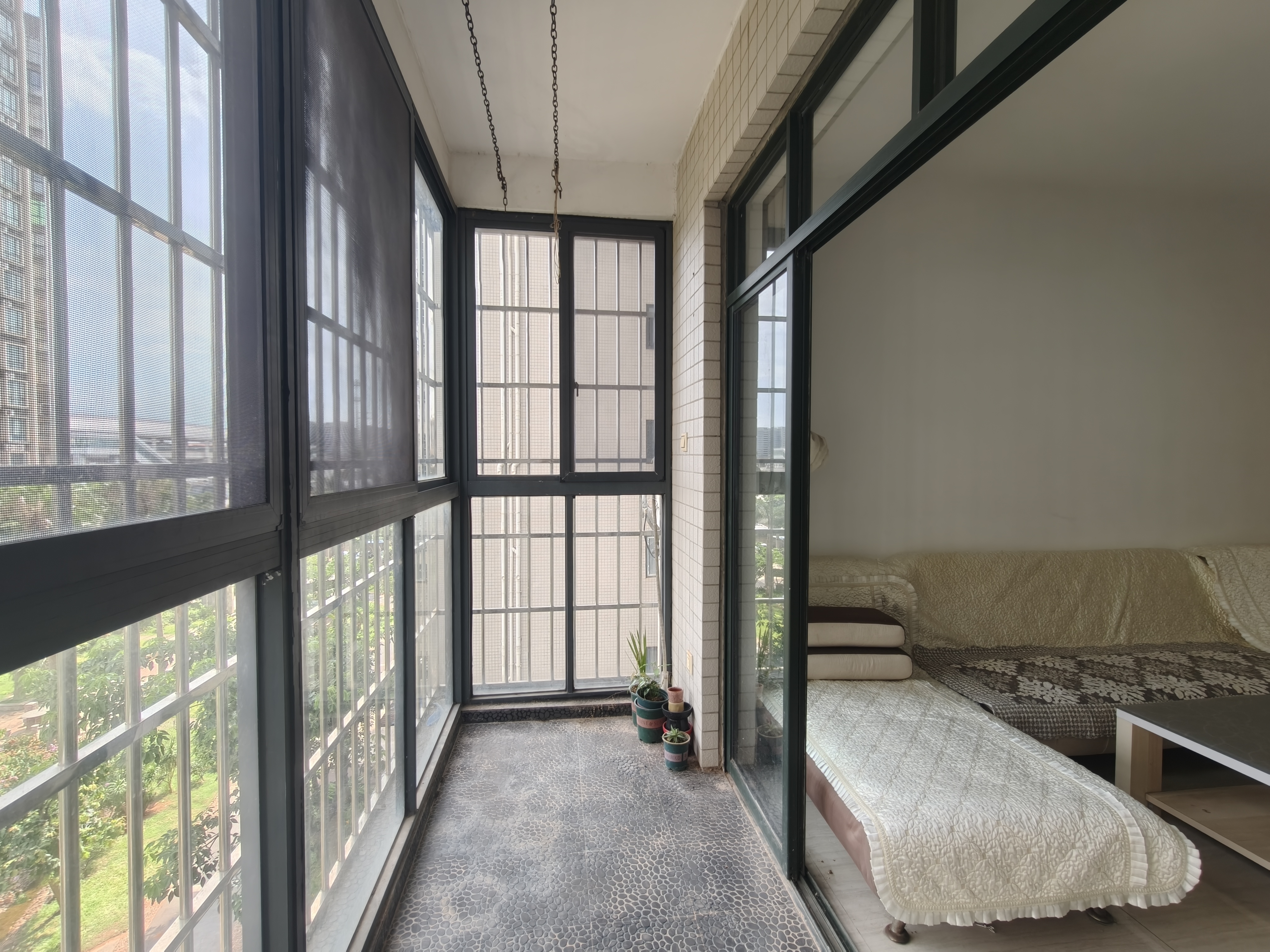 西城一号 2室2厅1卫 2300.0元/月 西城一号 2室2厅1卫 2300.0元/月室内图