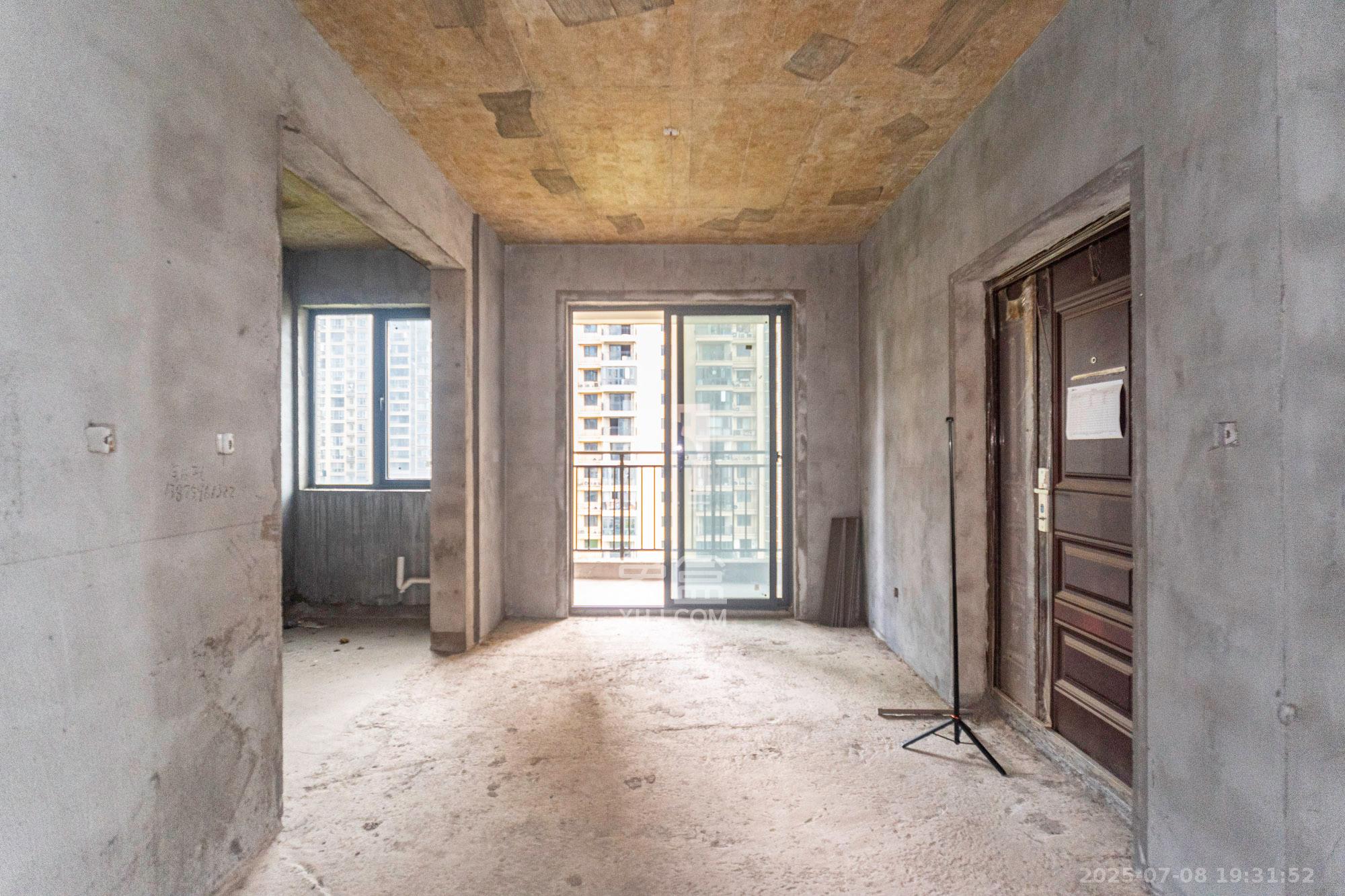 永宏万家里 4室2厅2卫 108.0万 永宏万家里 4室2厅2卫 108.0万客厅