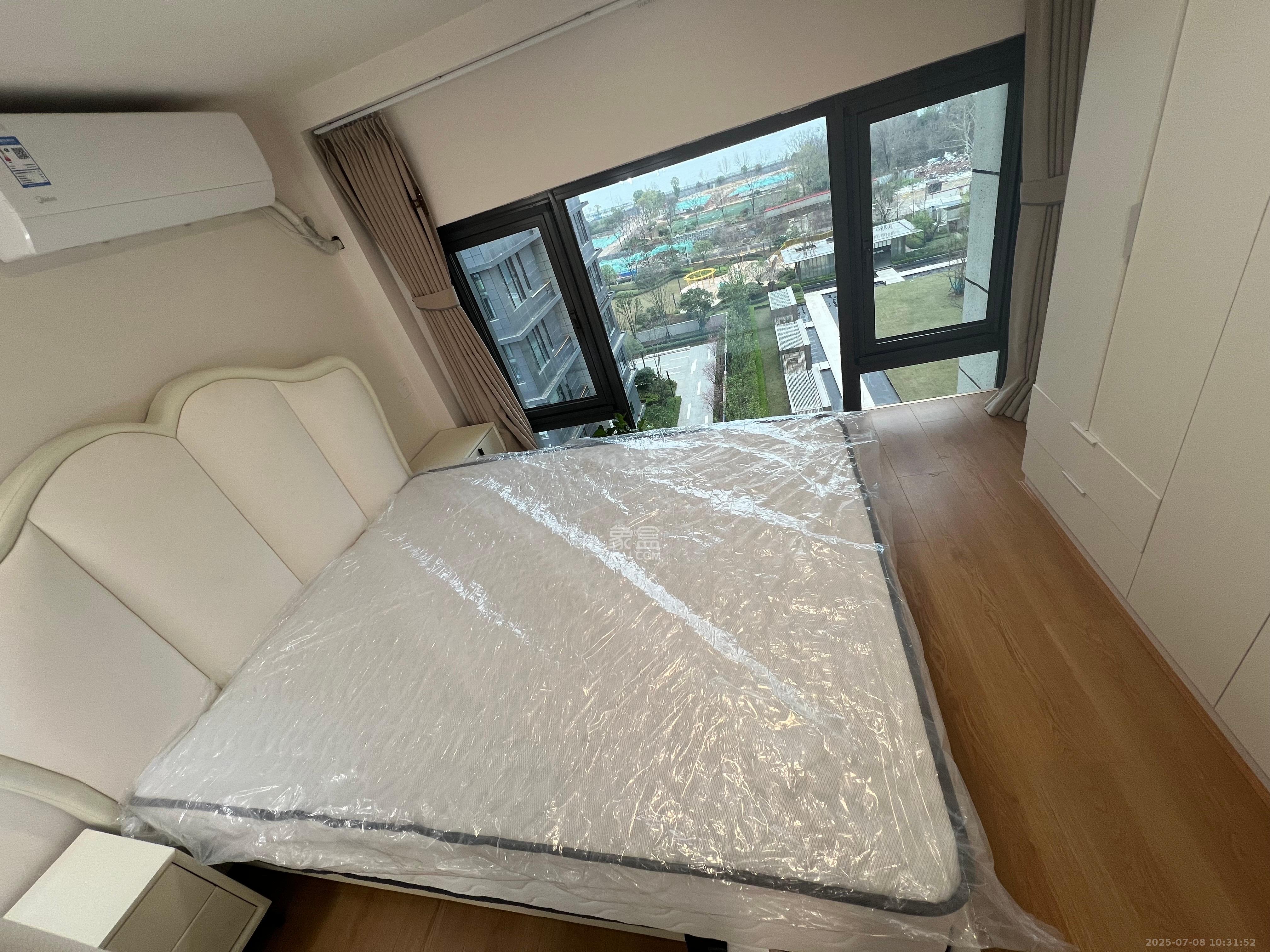 万科紫台  2室1厅1卫    2300.0元/月 万科紫台  2室1厅1卫    2300.0元/月室内图