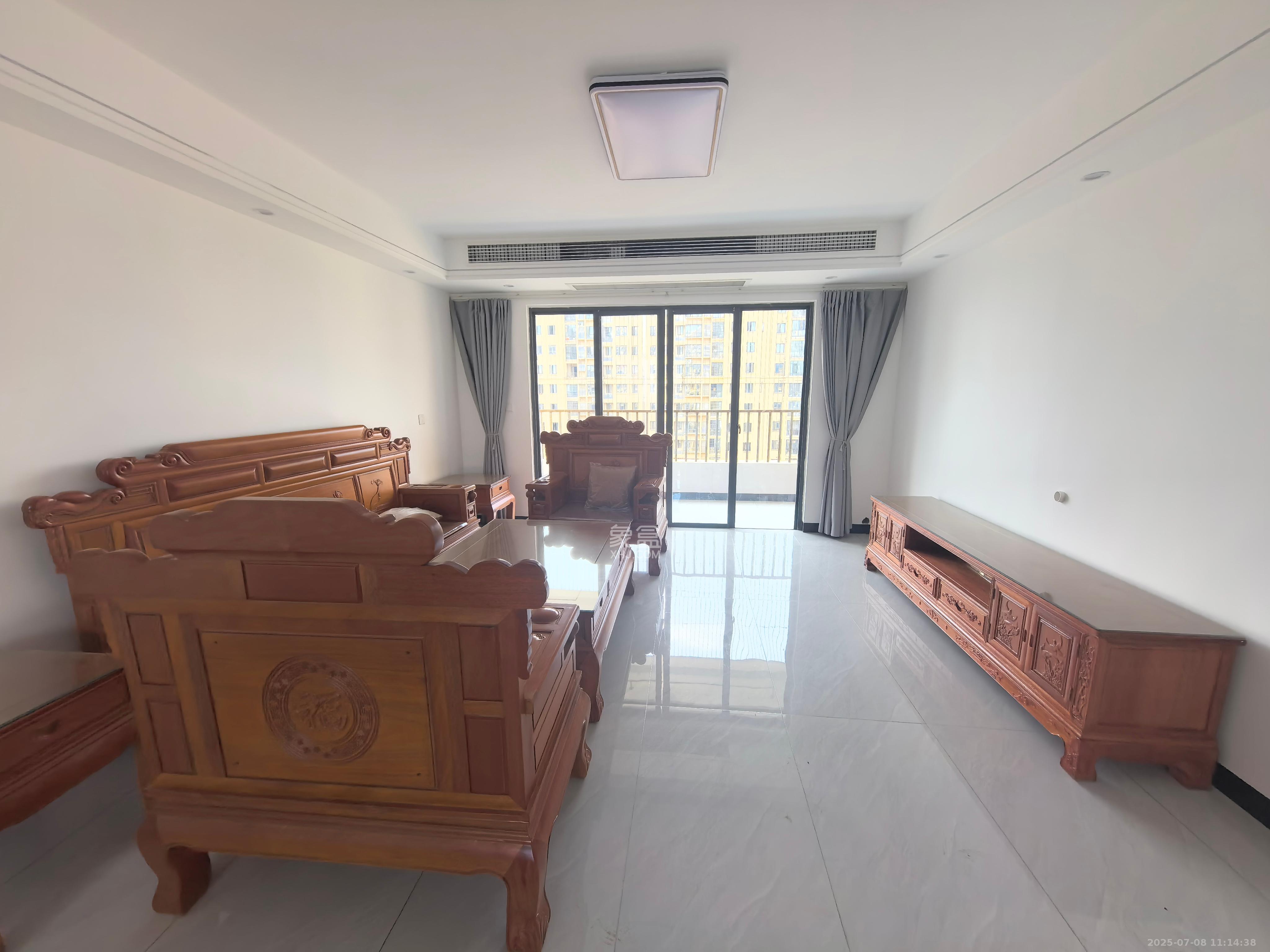 深业睿城 4室2厅2卫 3000.0元/月 深业睿城 4室2厅2卫 3000.0元/月室内图