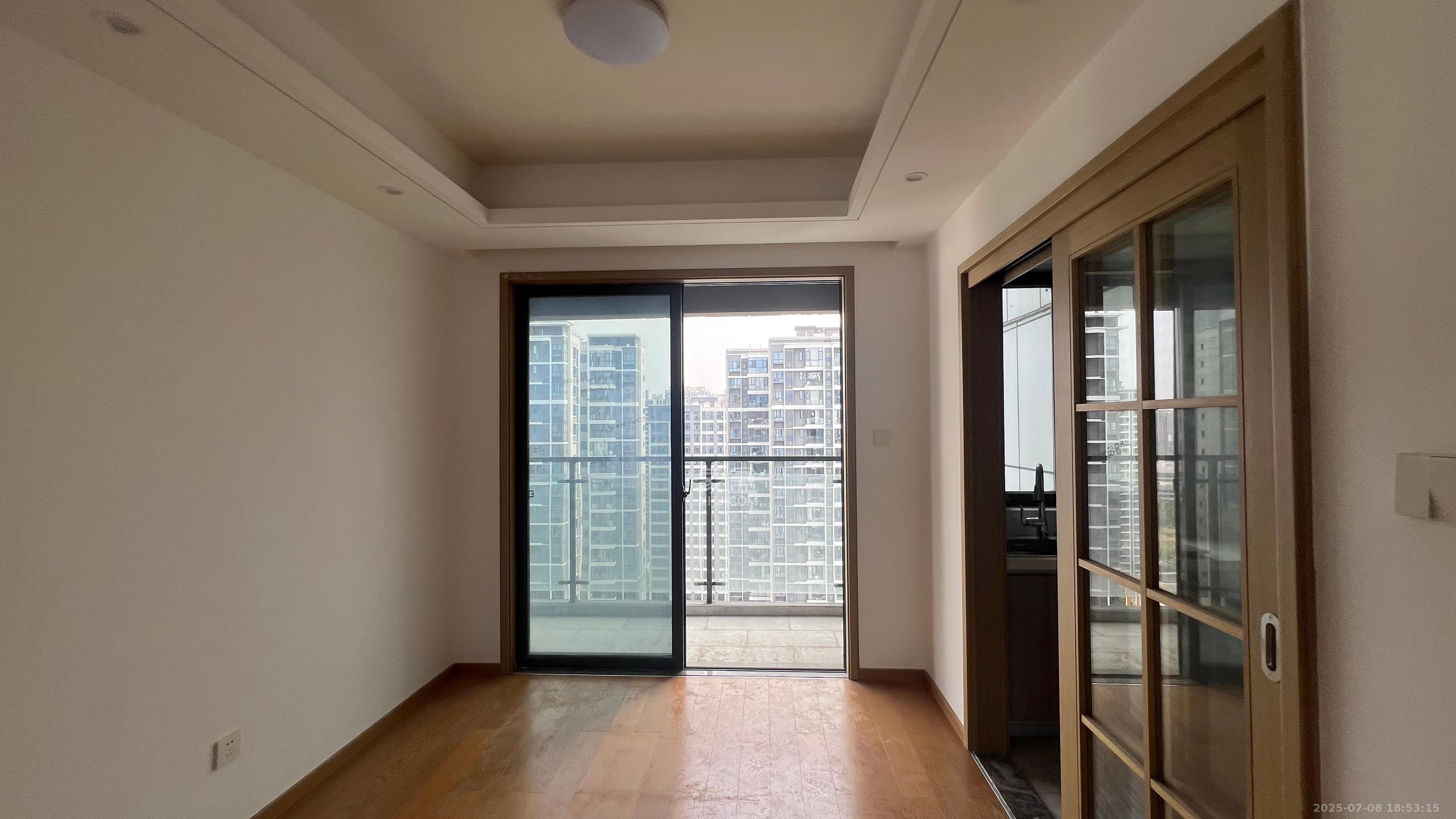 清控湖山雅居南区  4室2厅2卫    3000.0元/月 清控湖山雅居南区  4室2厅2卫    3000.0元/月