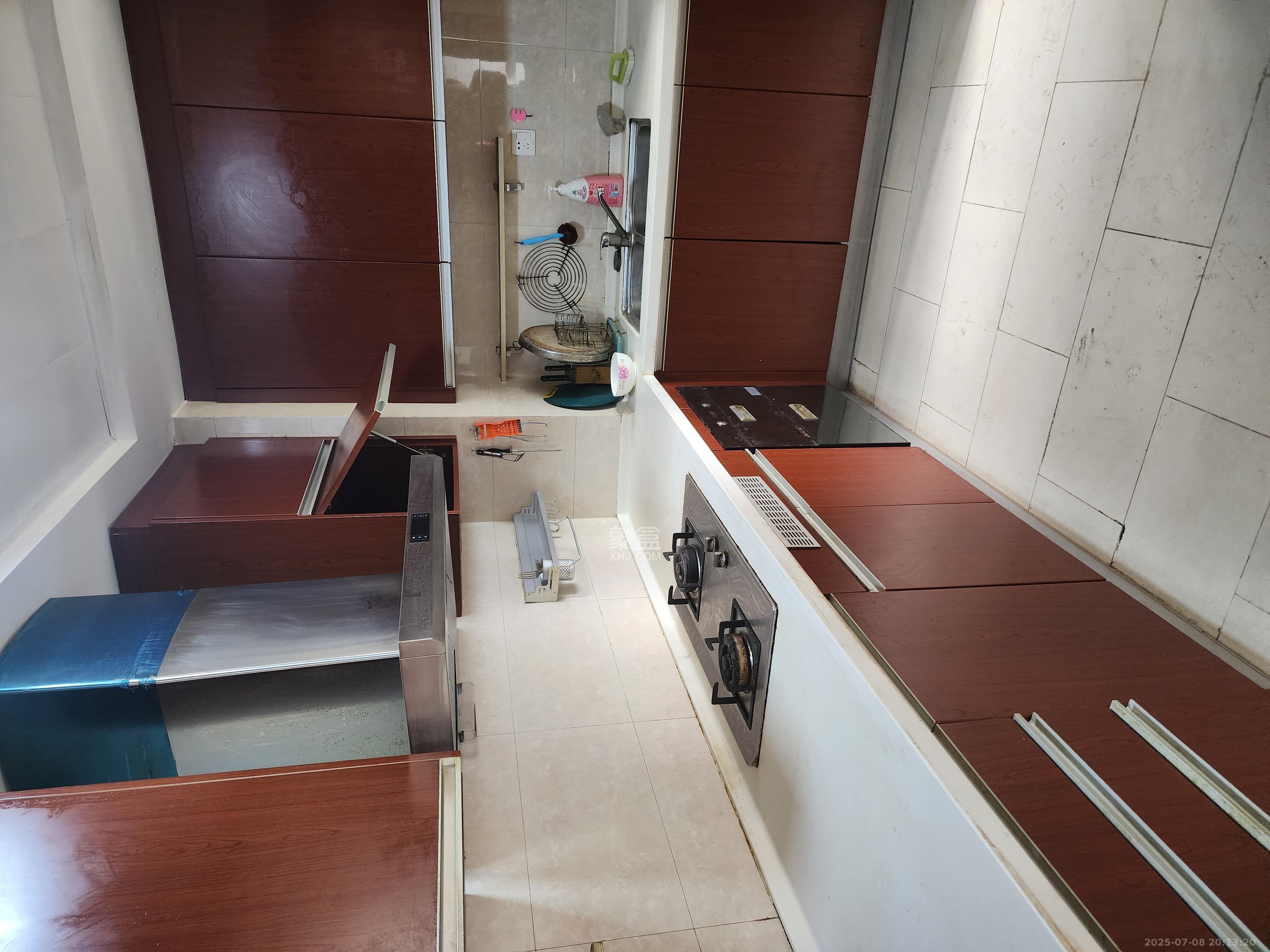 中海国际二期 4室2厅2卫 2500.0元/月 中海国际二期 4室2厅2卫 2500.0元/月室内图