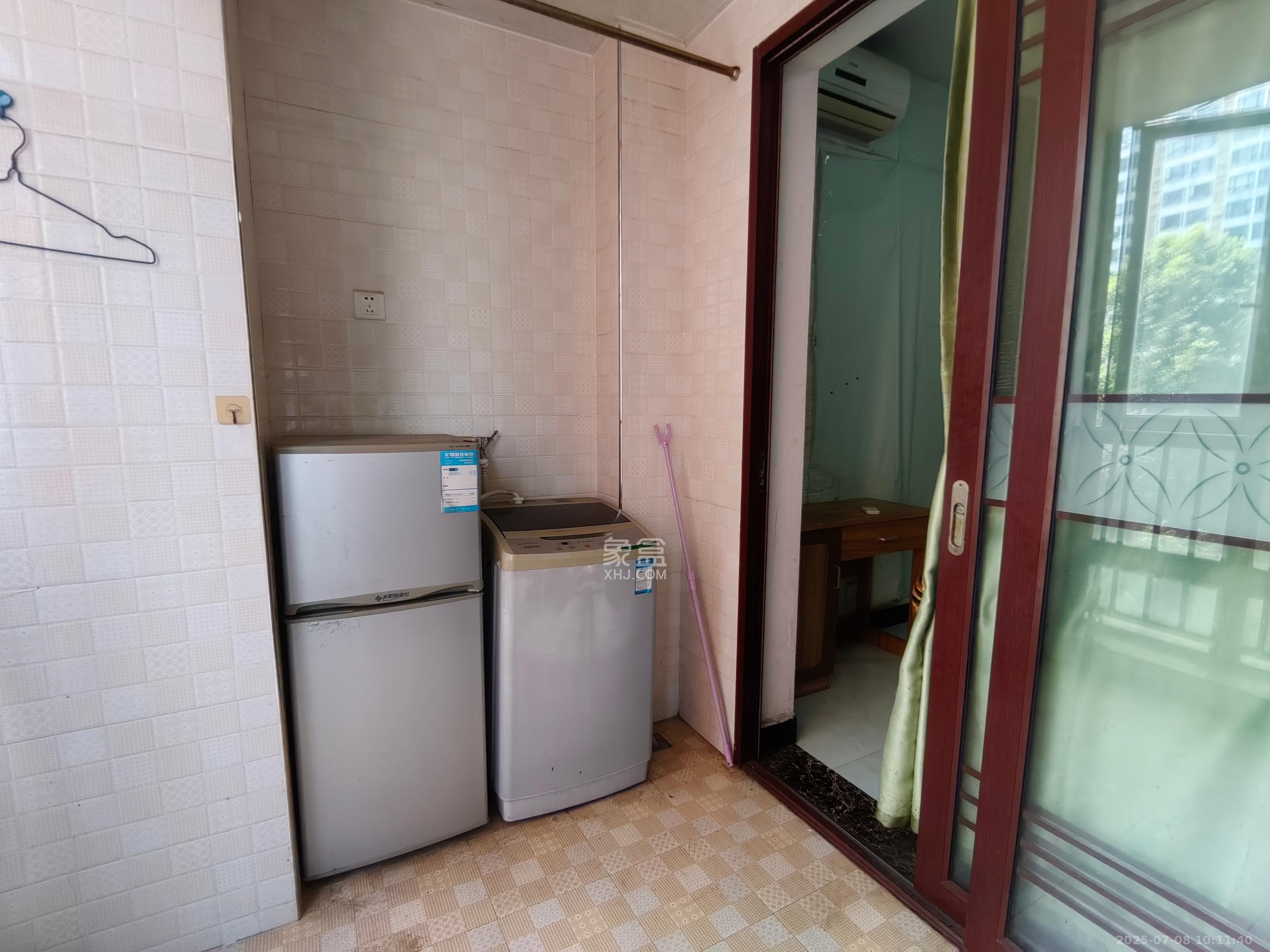 怡海星城  1室1厅1卫    800.0元/月室内图