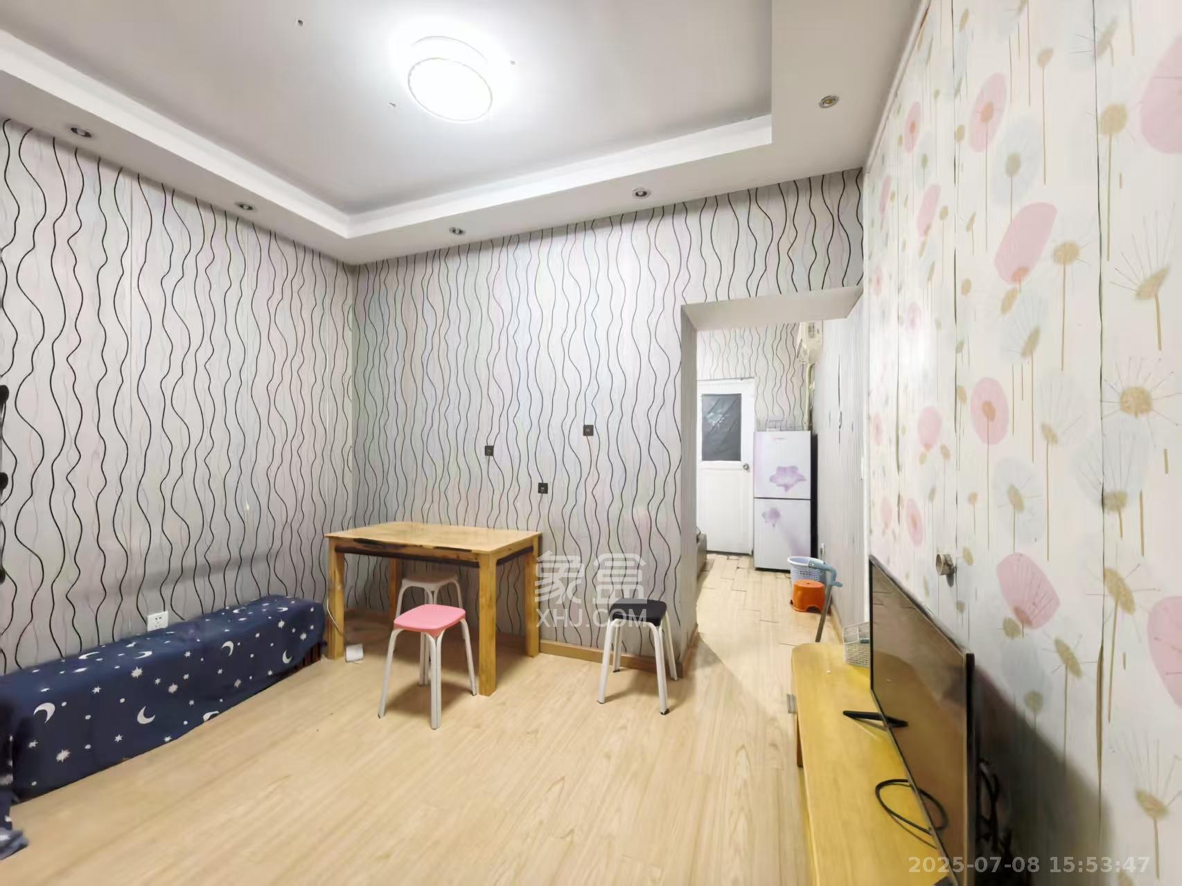 中城丽景香山园  1室1厅1卫   1550.00元/月室内图