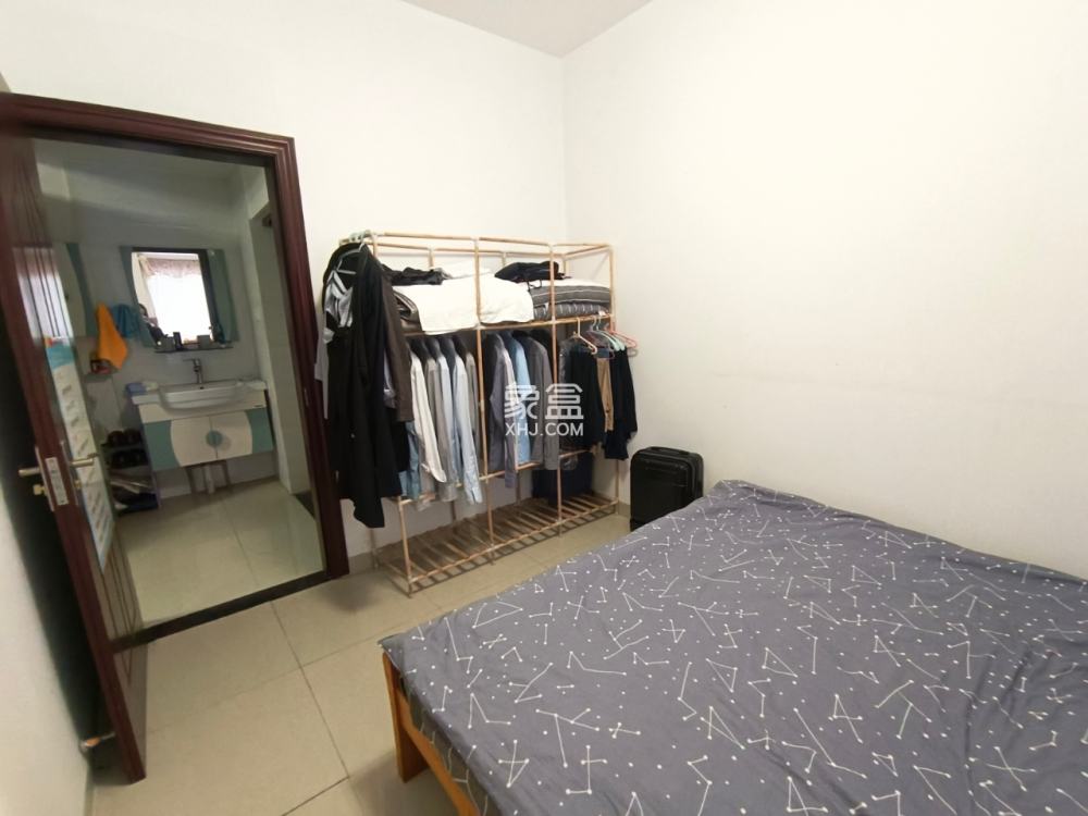 环强御景湾  1室1厅1卫   2000.00元/月室内图
