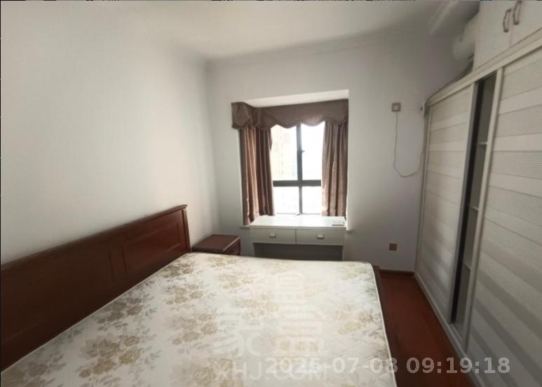 武广国际学苑 3室2厅2卫 2200.0元/月 武广国际学苑 3室2厅2卫 2200.0元/月室内图