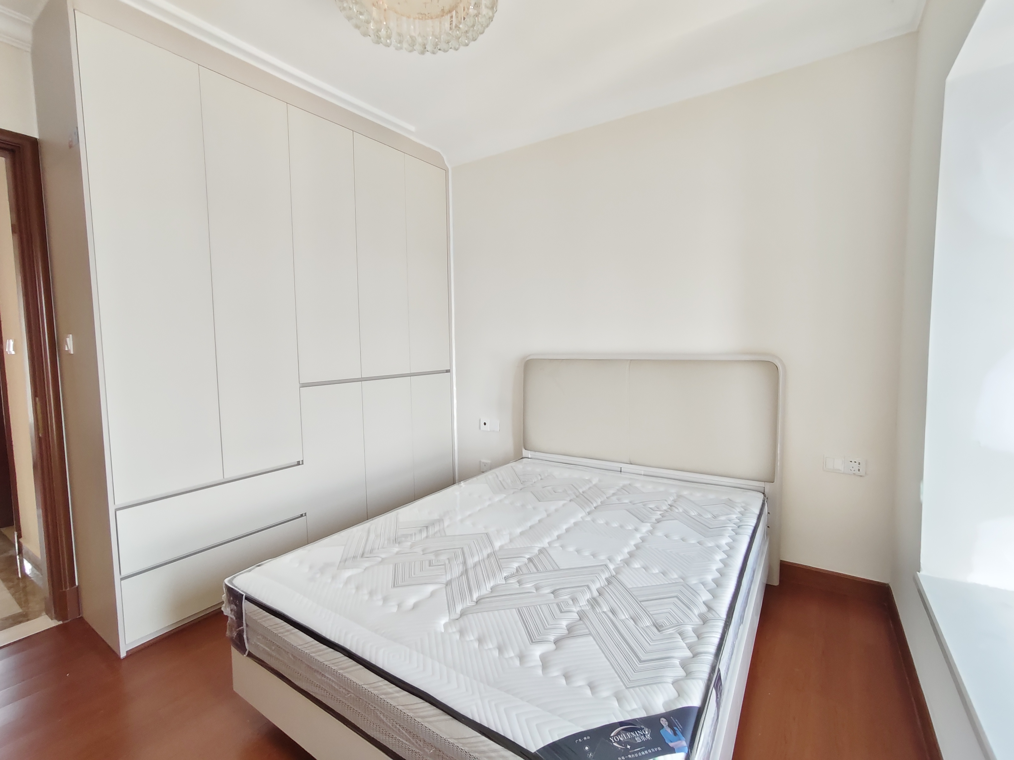 恒大名都 2室2厅1卫 1600.0元/月 恒大名都 2室2厅1卫 1600.0元/月室内图