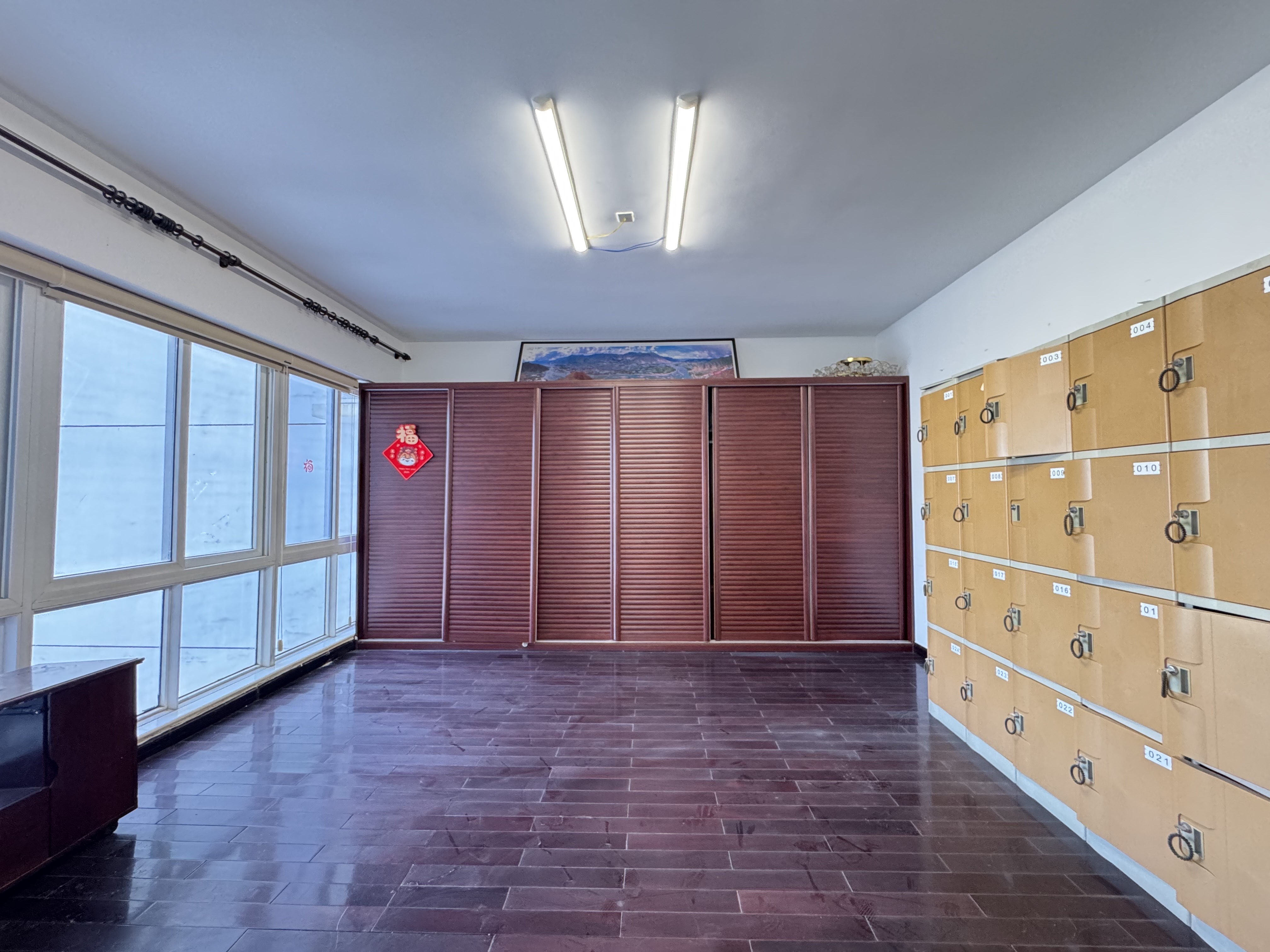 美银大厦 3室2厅2卫 8100.0元/月 美银大厦 3室2厅2卫 8100.0元/月室内图