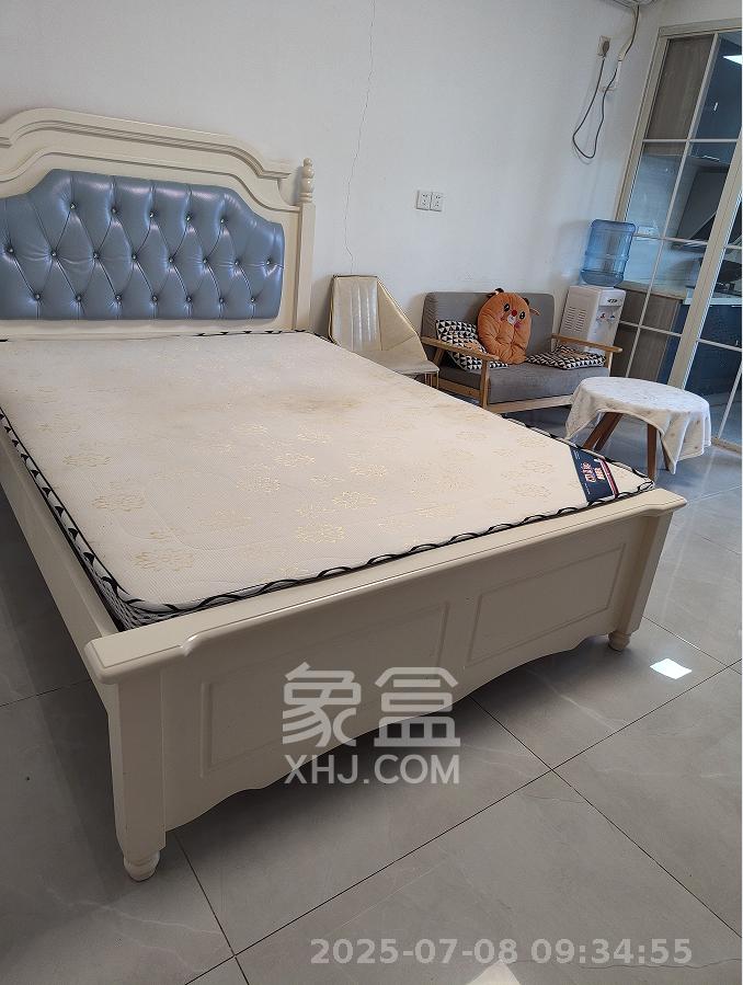 新天地步步高 1室1厅1卫 1000.0元/月 新天地步步高 1室1厅1卫 1000.0元/月室内图