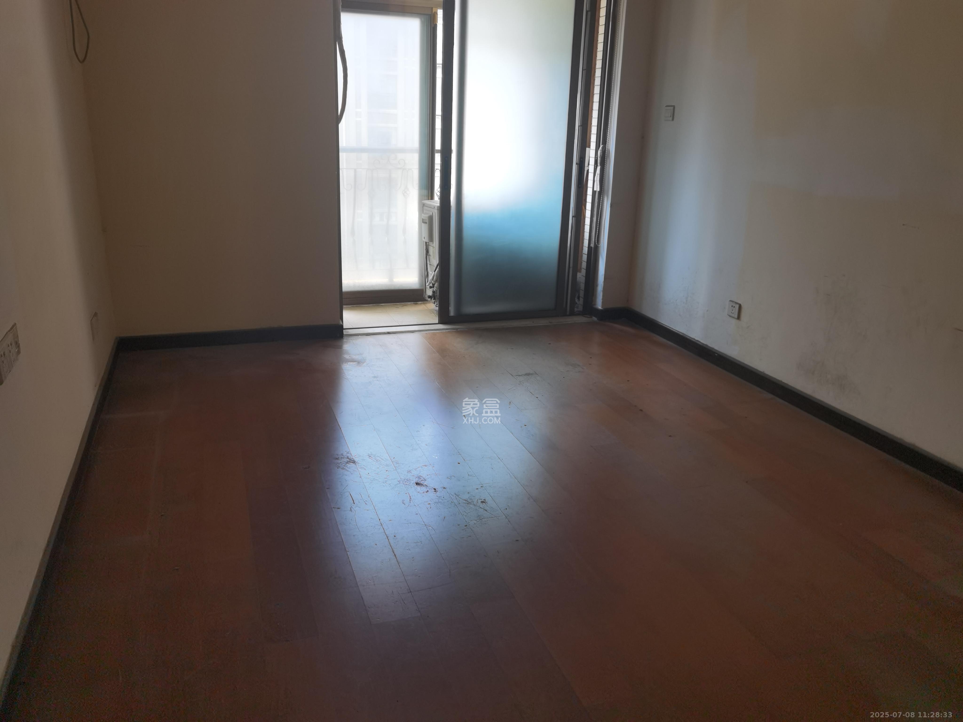 江山帝景雅典 4室2厅2卫 3200.0元/月 江山帝景雅典 4室2厅2卫 3200.0元/月室内图