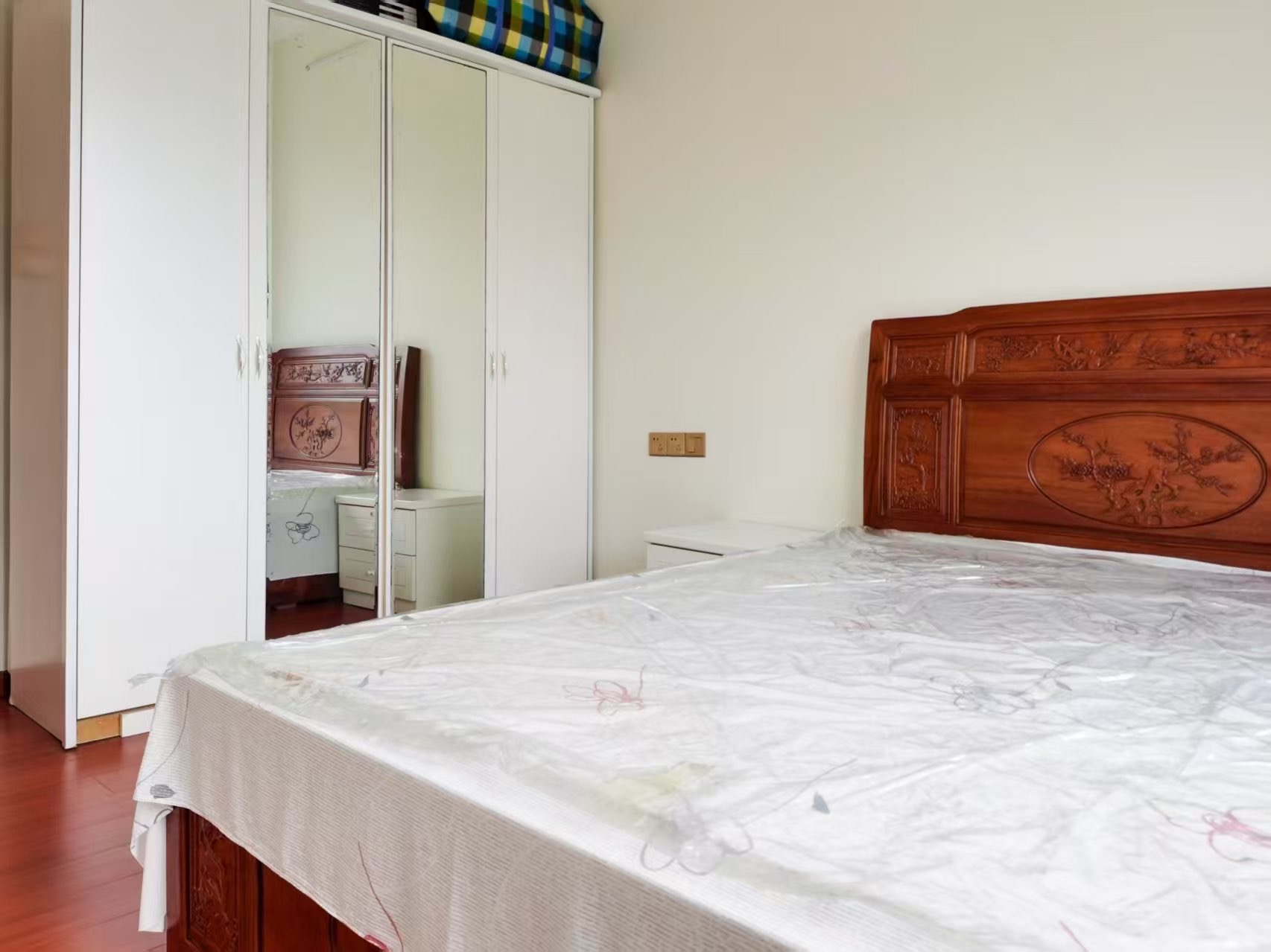 和风鑫苑  4室2厅2卫    3800.0元/月 和风鑫苑  4室2厅2卫    3800.0元/月室内图