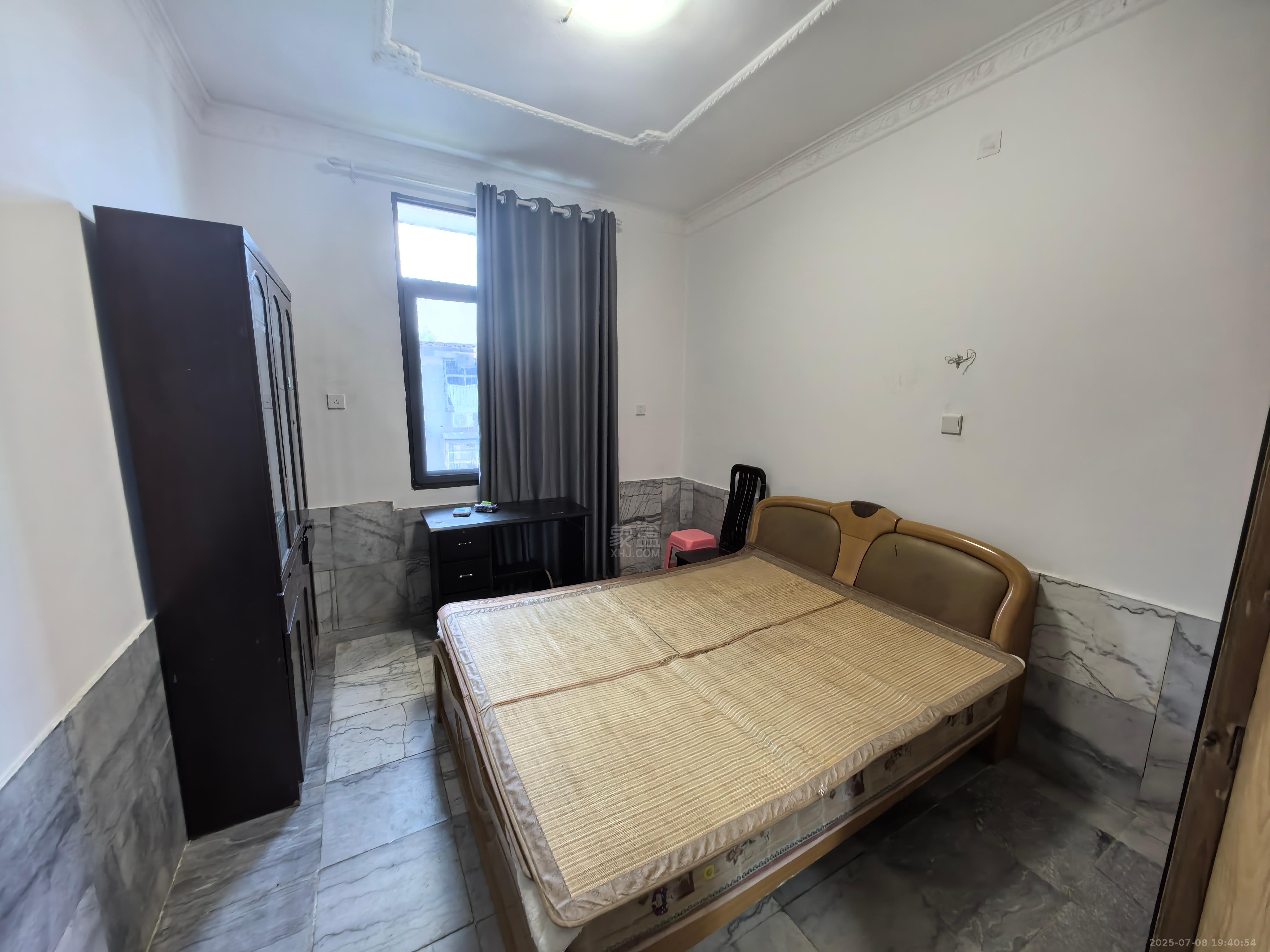 金桂小区曹一二三村 2室2厅1卫 800.0元/月 金桂小区曹一二三村 2室2厅1卫 800.0元/月室内图